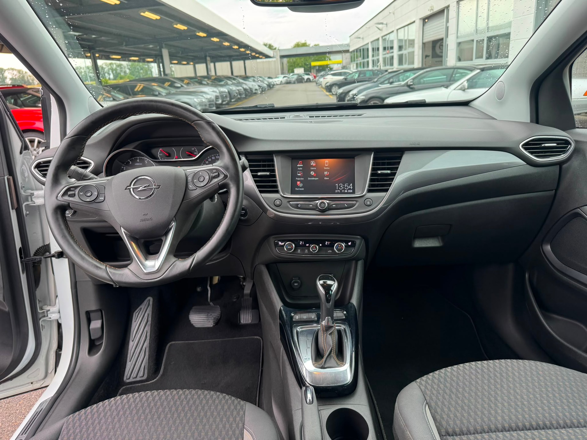 OPEL Crossland X 1.2i TP Excellence Automatik-image-9