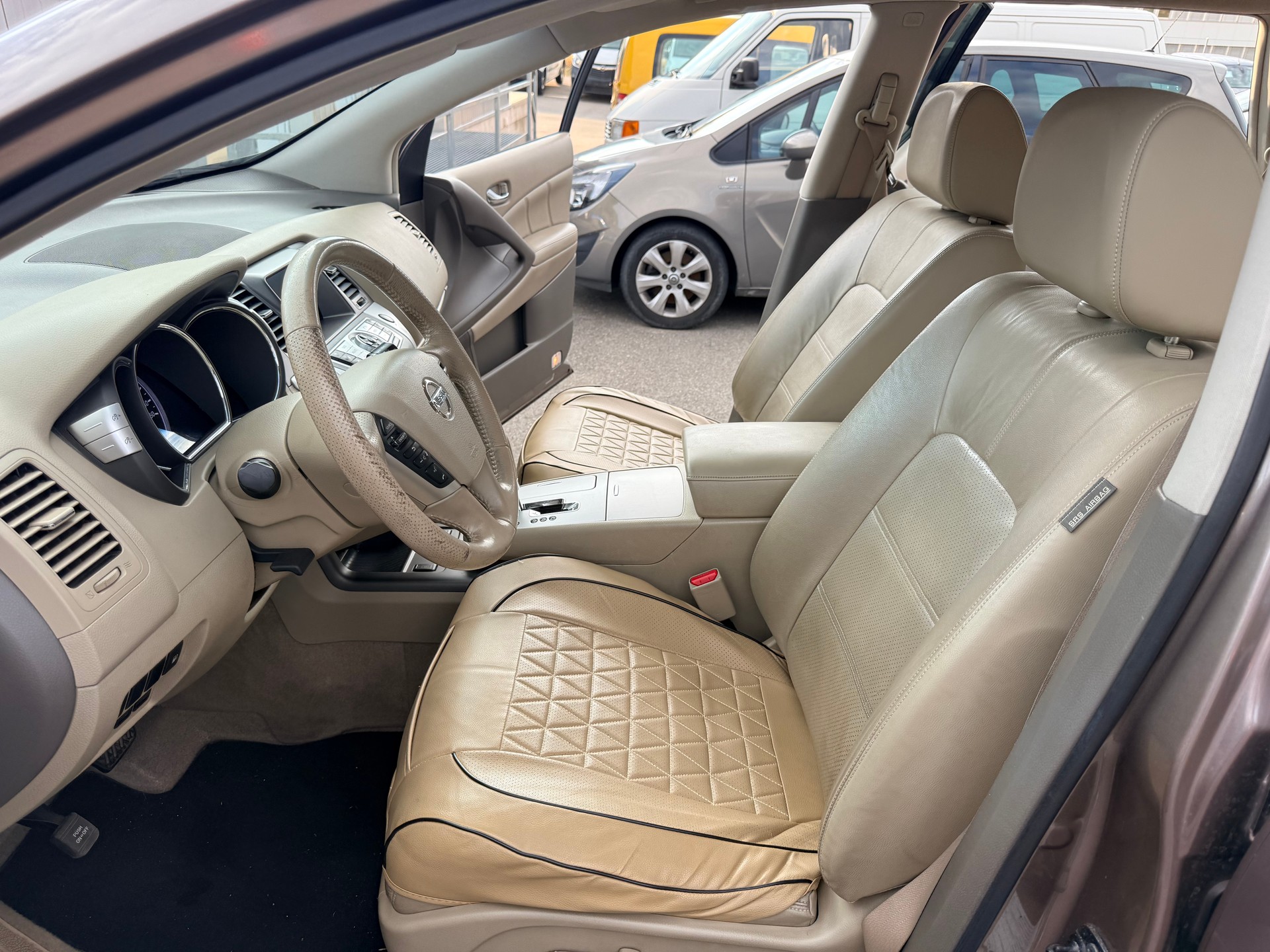 NISSAN Murano 2.5 dCi Executive Automatic-image-14