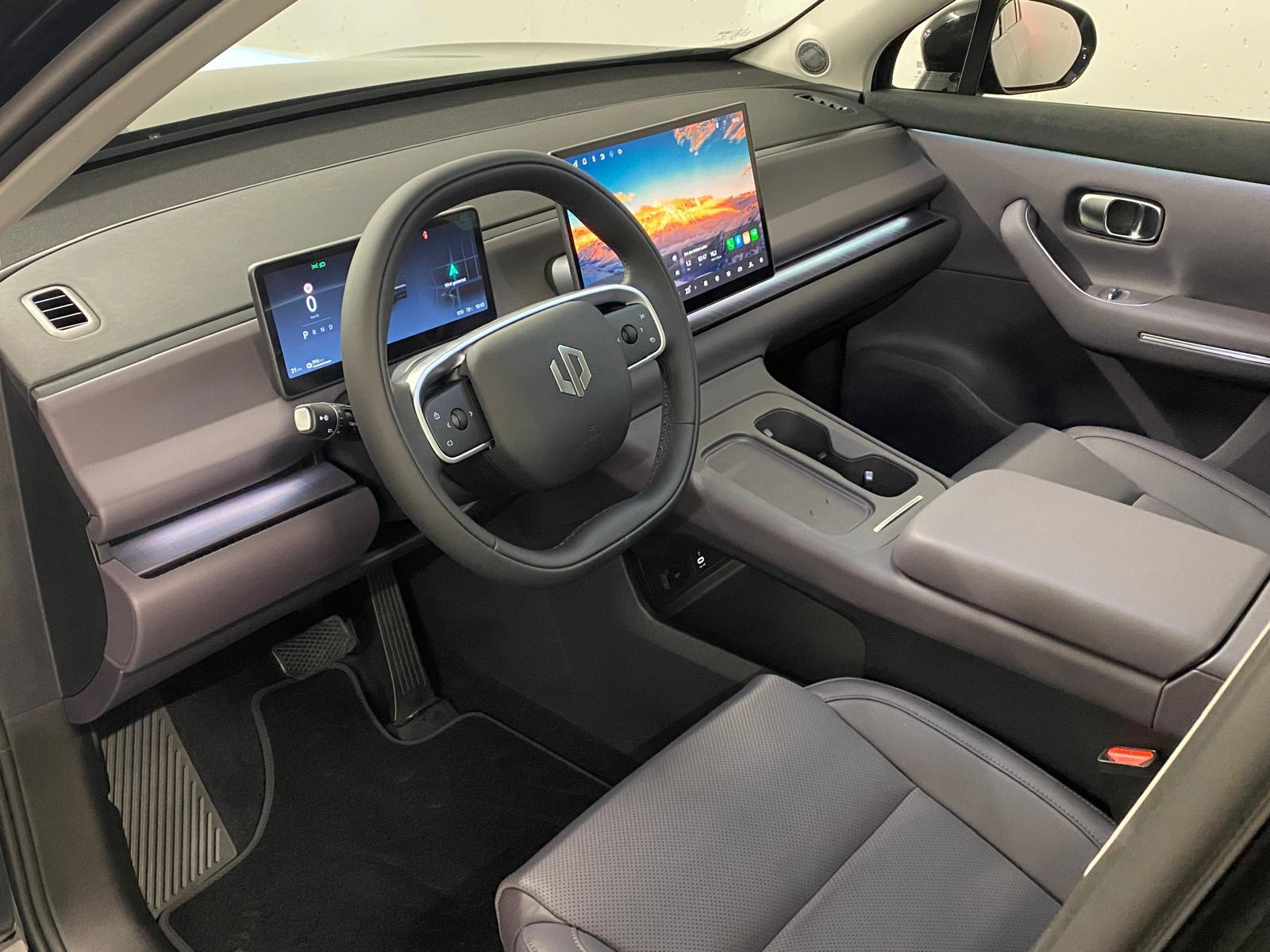 LEAPMOTOR C10 1.5 Hybrid EV-image-4