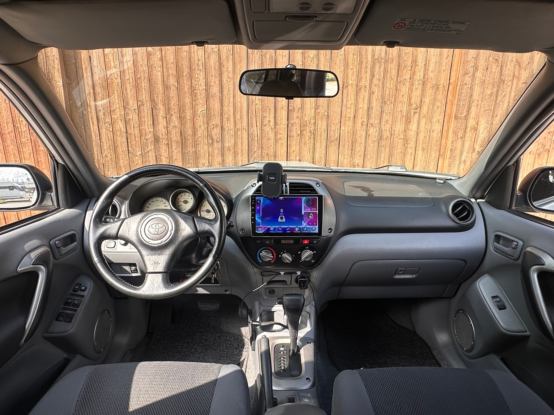 TOYOTA RAV-4 2.0 16V Linea Terra-image-9