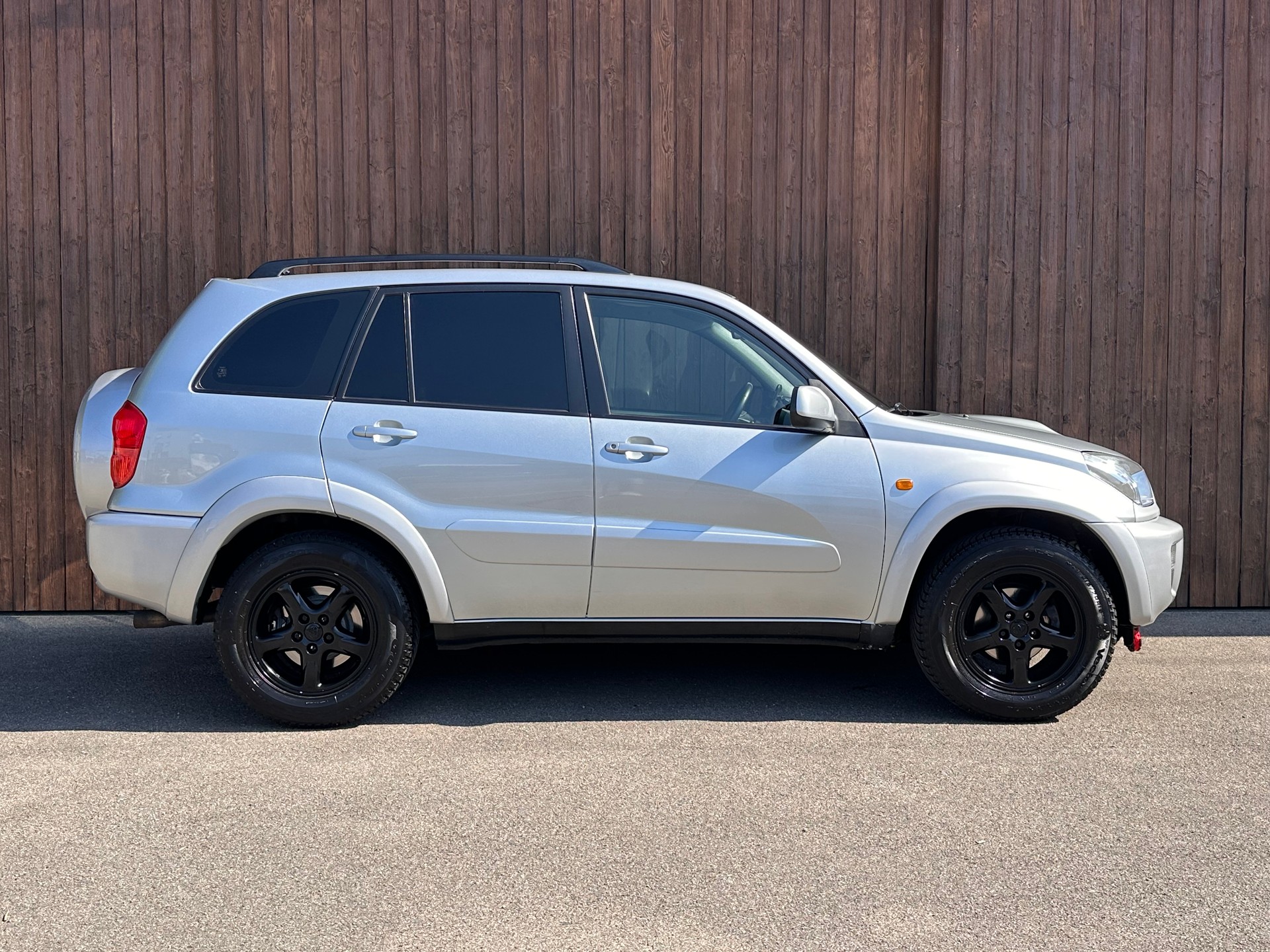 TOYOTA RAV-4 2.0 16V Linea Terra-image-1