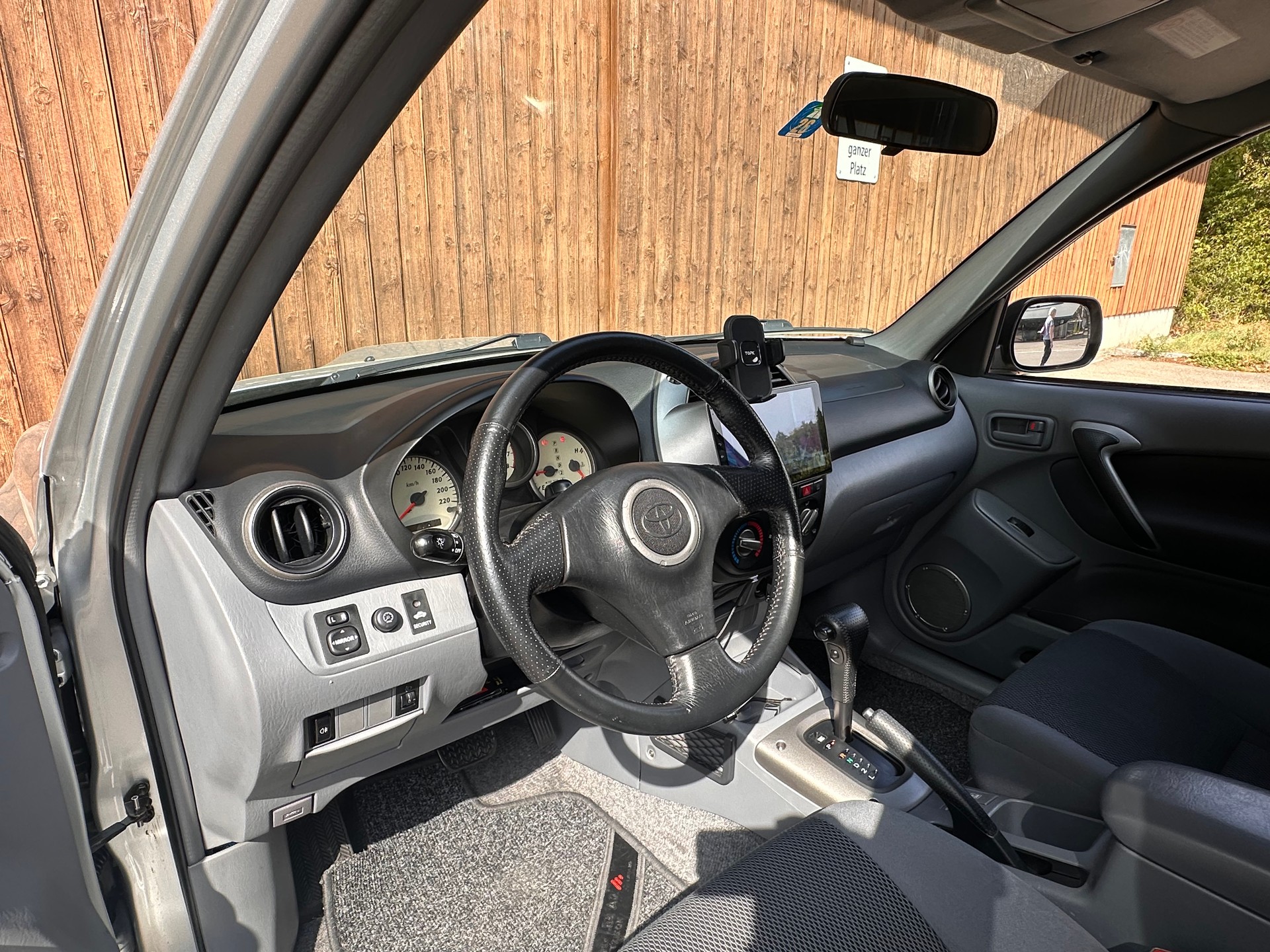 TOYOTA RAV-4 2.0 16V Linea Terra-image-8