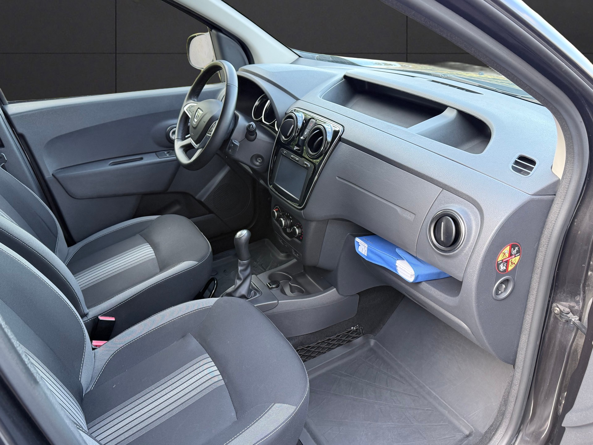 DACIA Dokker 1.2 T Stepway Unlimited 2-image-8