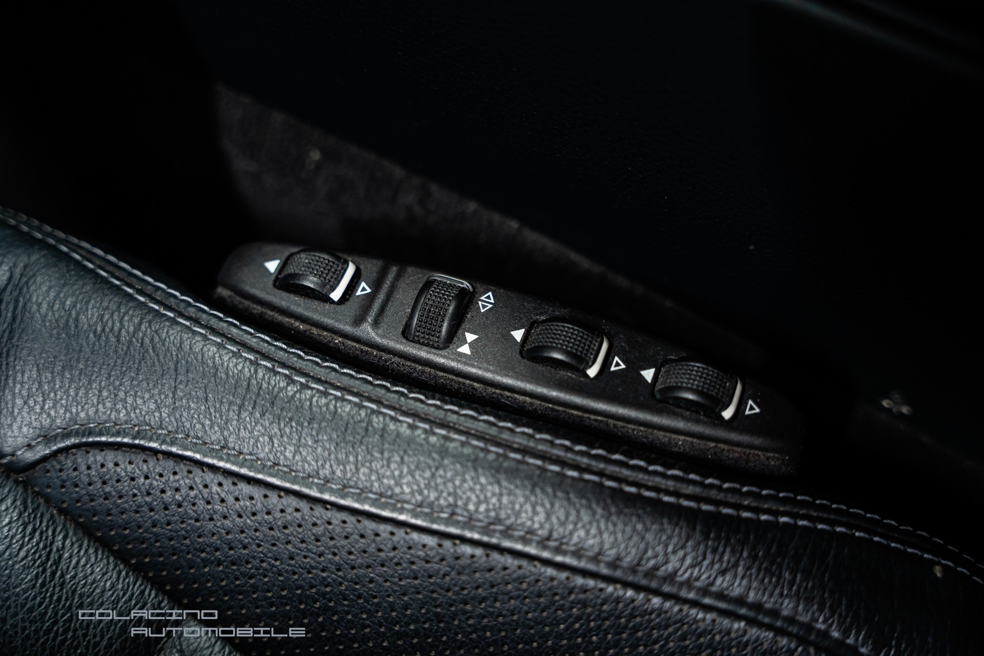 MERCEDES-BENZ E 350 4Matic 7G-Tronic-image-18