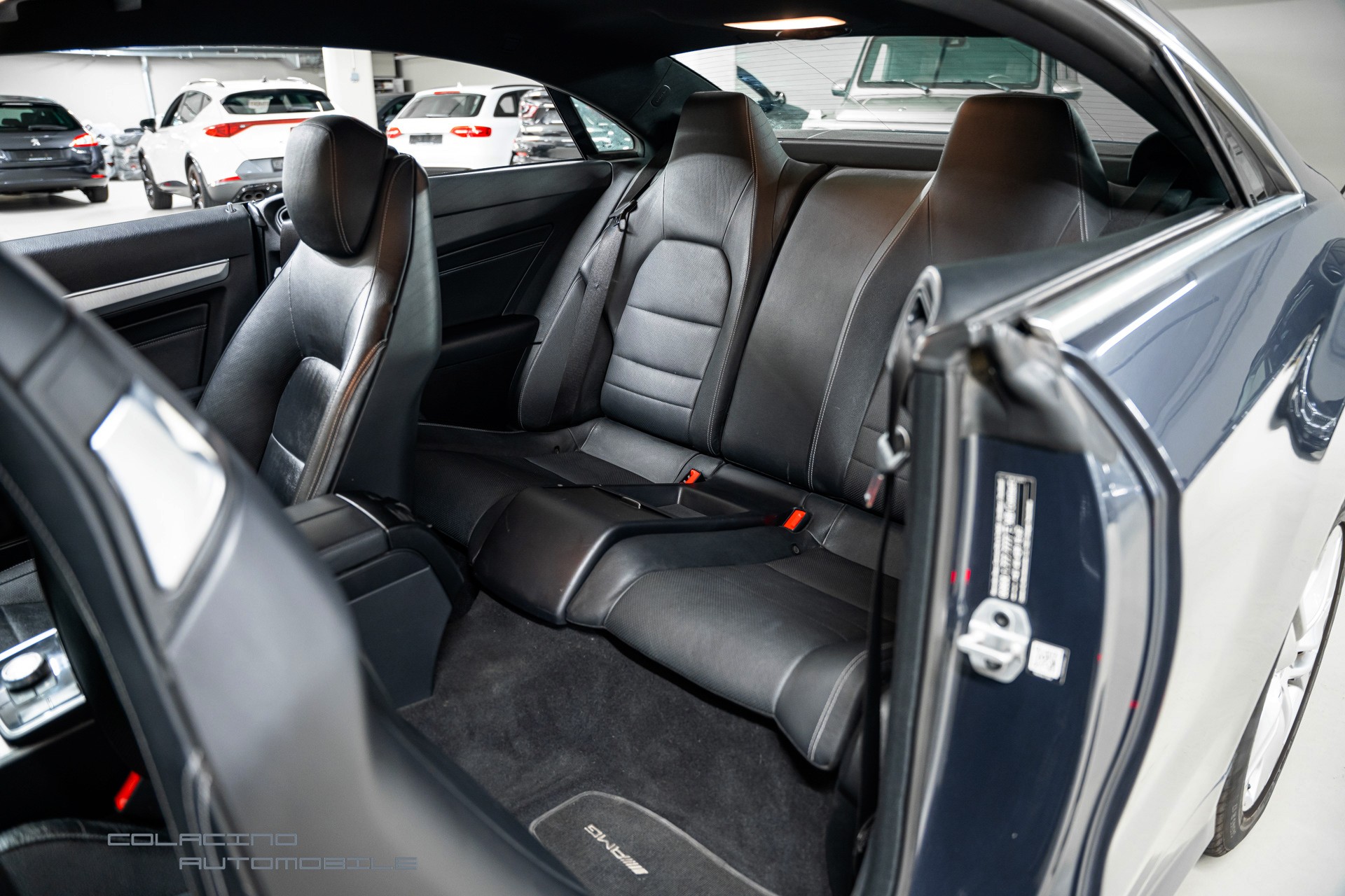 MERCEDES-BENZ E 350 4Matic 7G-Tronic-image-14