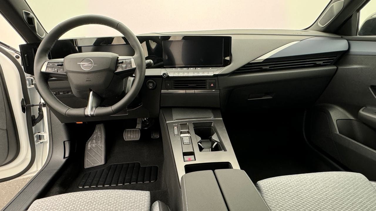 OPEL Astra Sports Tourer 54 kWh Edition-image-5