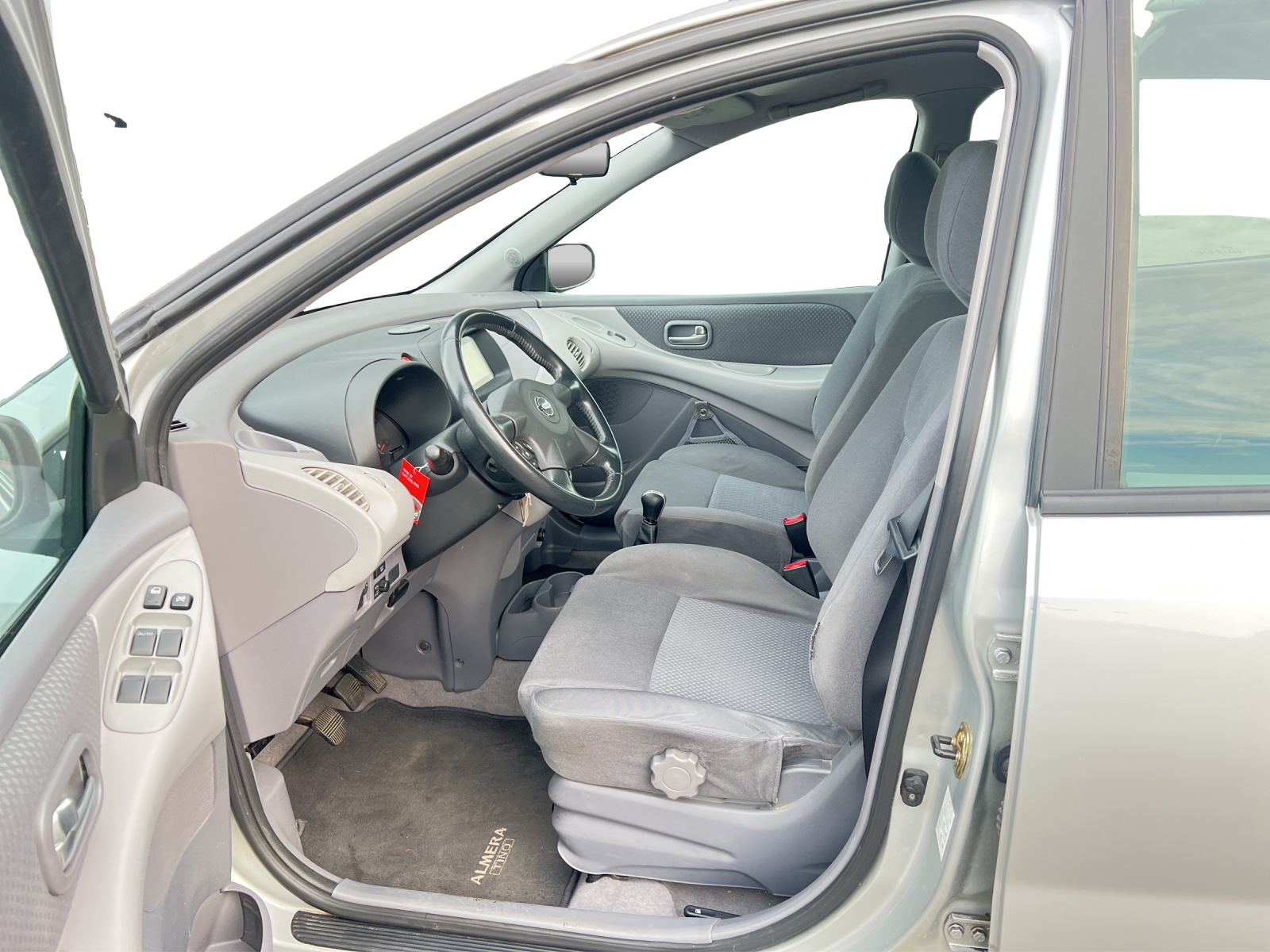NISSAN Almera Tino 1.8 16V tekna-image-8