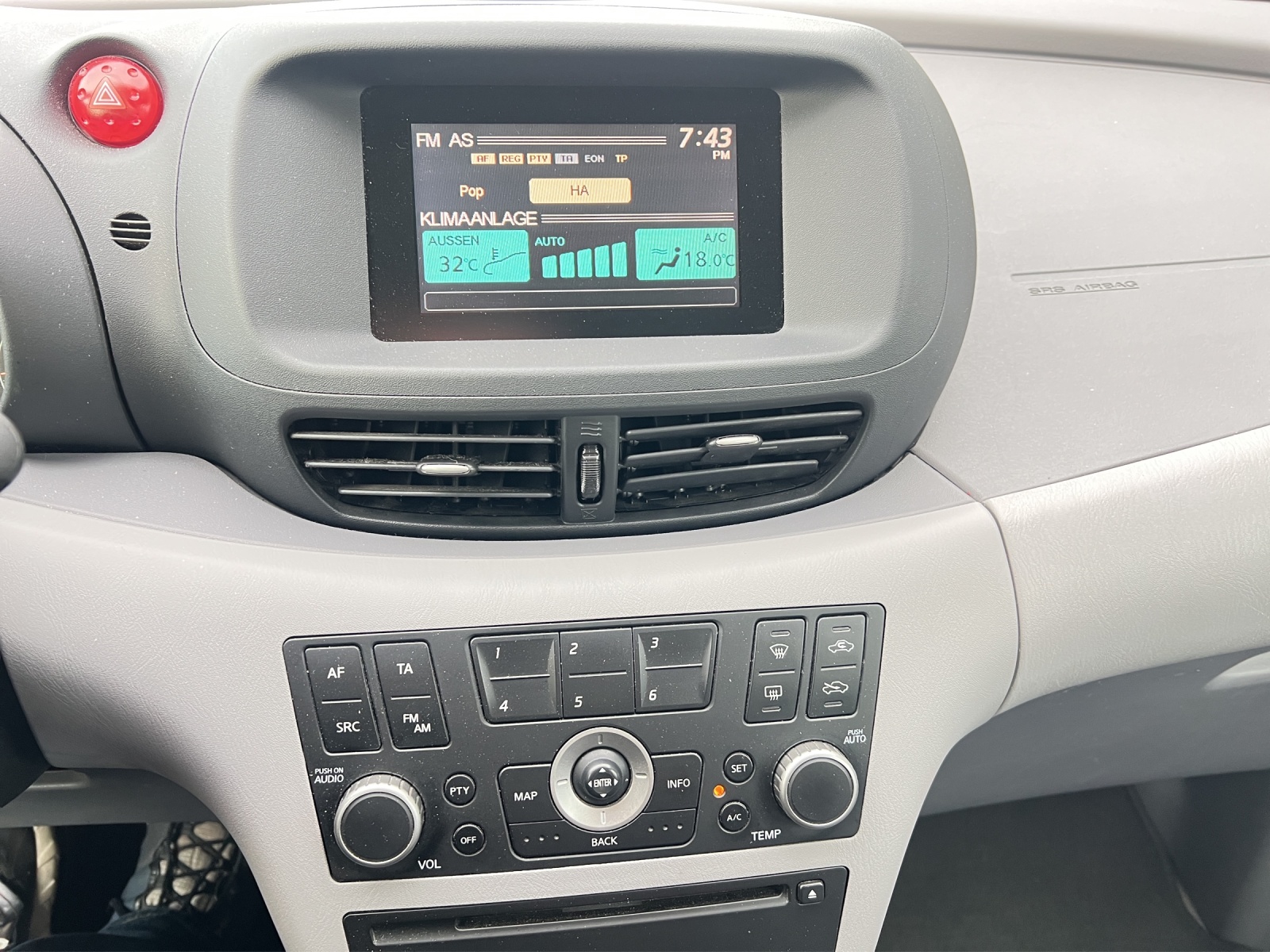 NISSAN Almera Tino 1.8 16V tekna-image-10