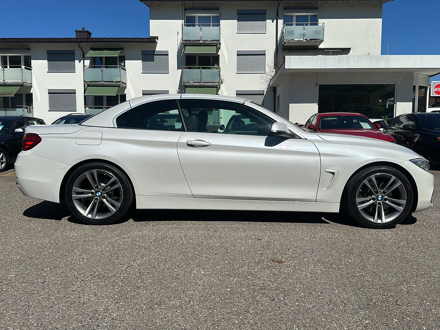 BMW 428i Cabriolet Sport Line-image-5