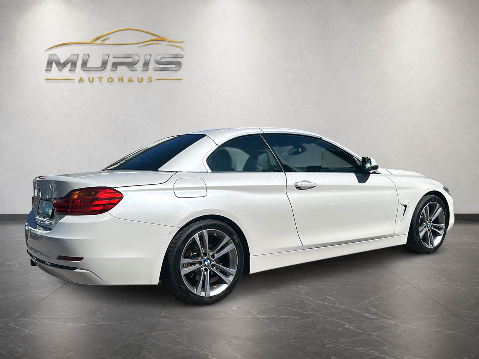 BMW 428i Cabriolet Sport Line-image-4
