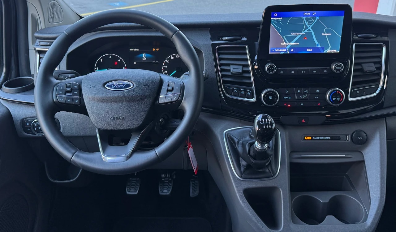 FORD Tourneo Custom 320 L1H1 Sport HEV2-image-15