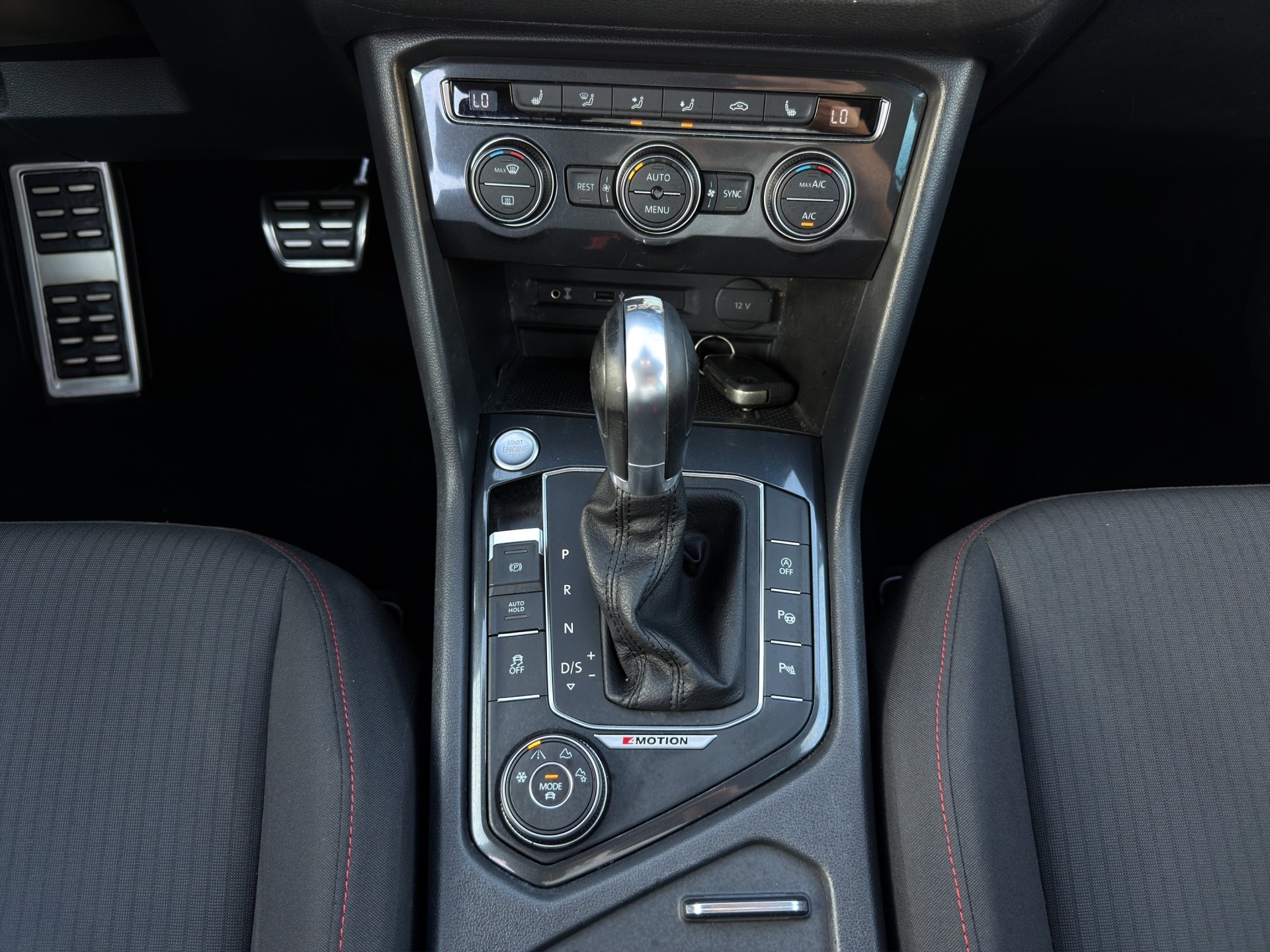 VW Tiguan 2.0TSI Comfortline 4Motion DSG-image-15