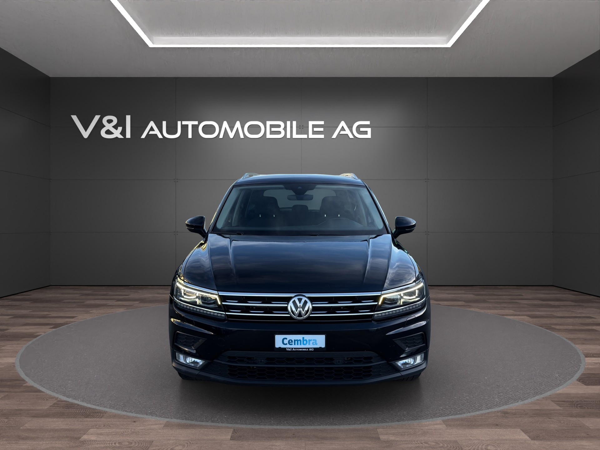 VW Tiguan 2.0TSI Comfortline 4Motion DSG-image-2