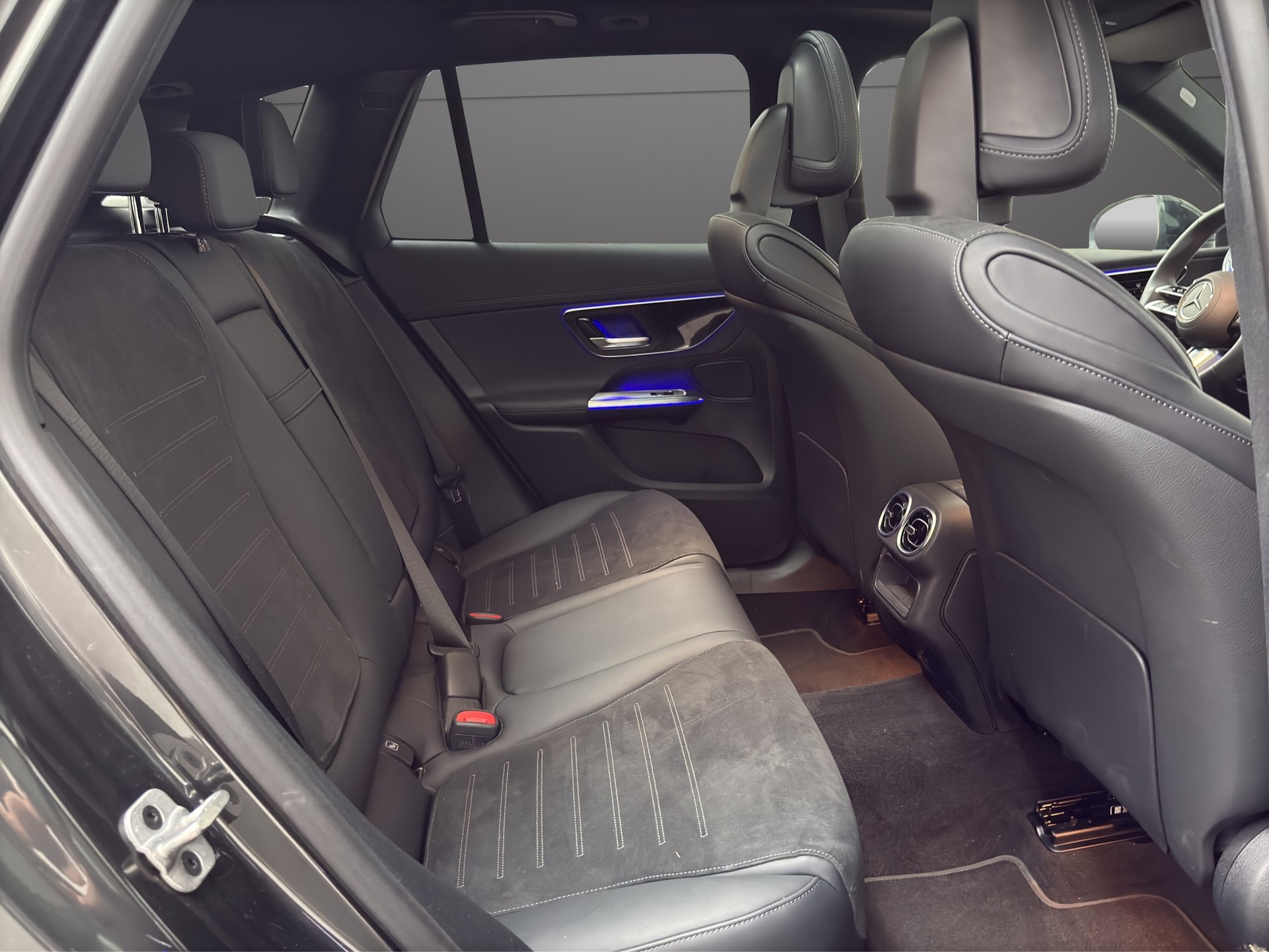 MERCEDES-BENZ GLC 400e PlugIn AMG Line 4Matic-image-13