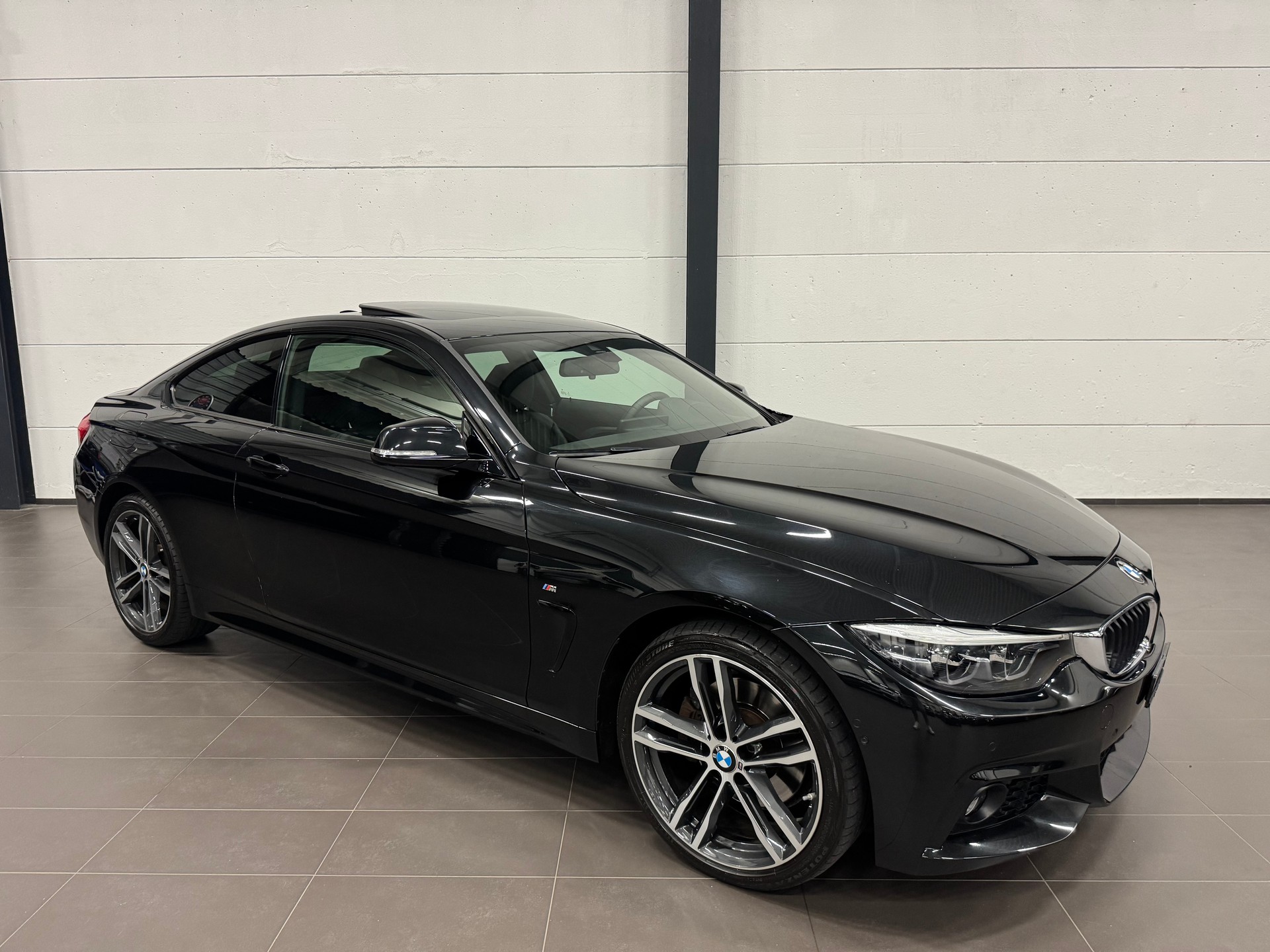 BMW 430d Coupé xDrive M Sport Steptronic-image-3
