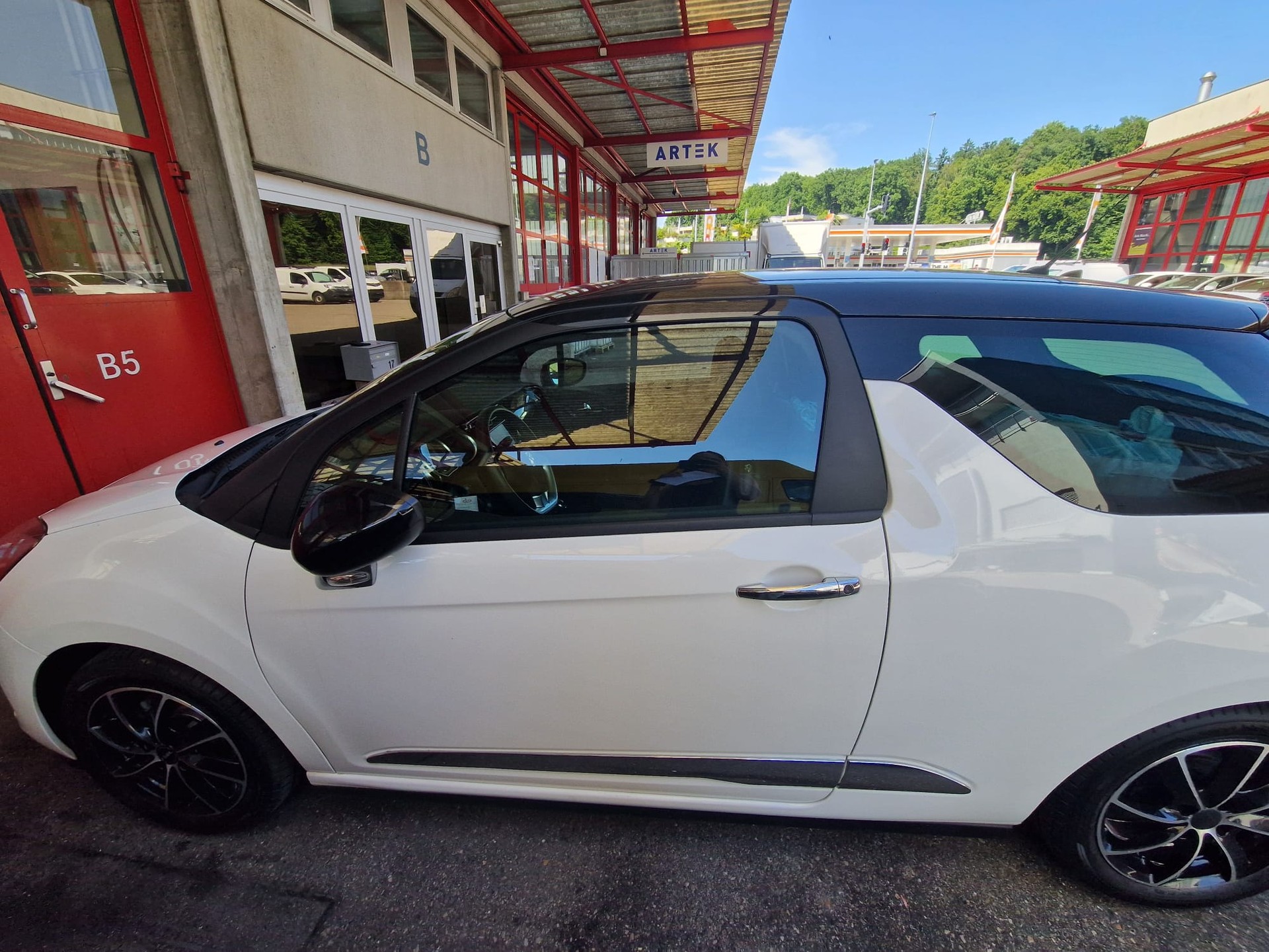 DS AUTOMOBILES 1.4 VTi Chic-image-5