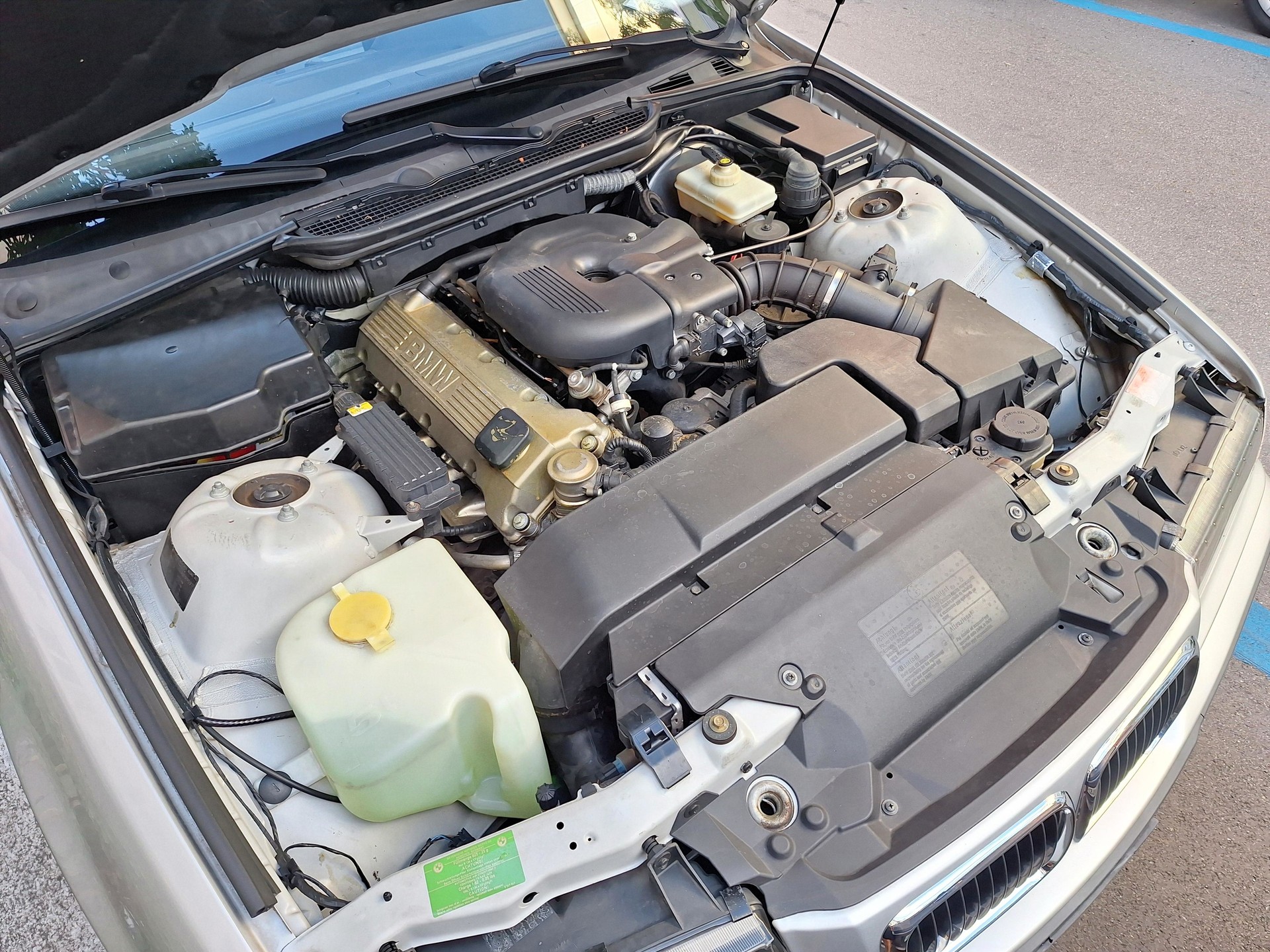 BMW 316i 1.9-image-4