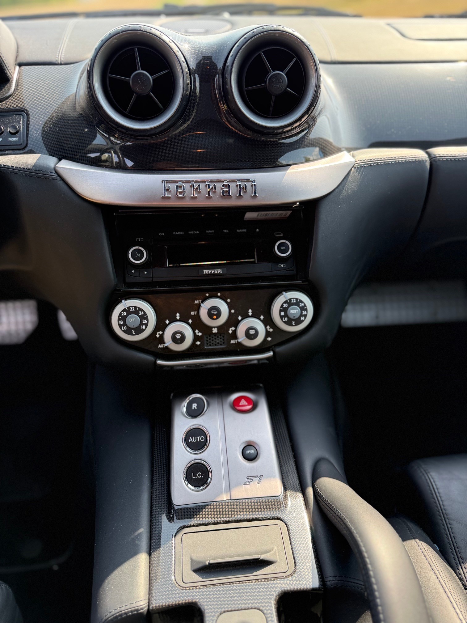 FERRARI 599 GTB-image-12