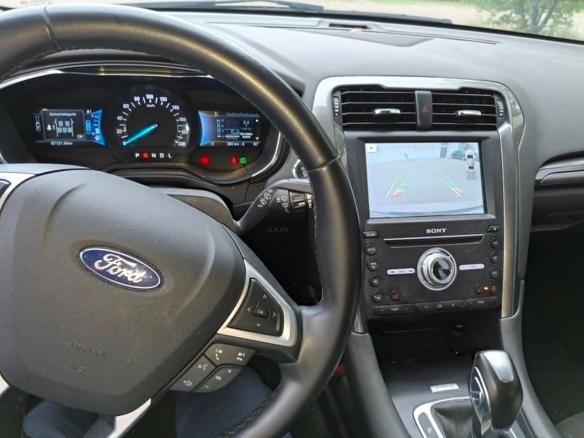 FORD 2.0 HEV 187 Titanium-image-5