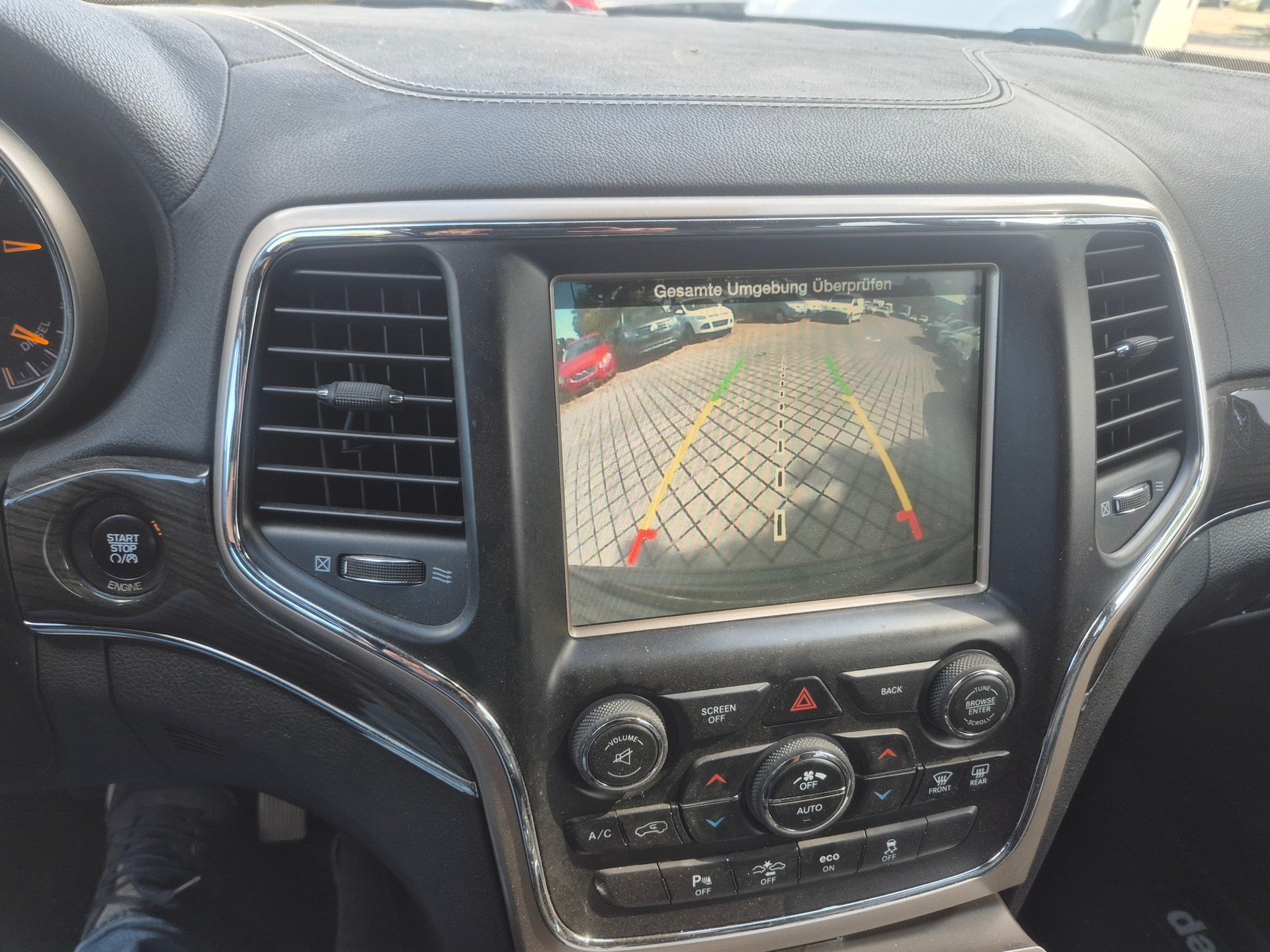 JEEP Grand Cherokee 3.0 CRD Overland Automatic-image-10