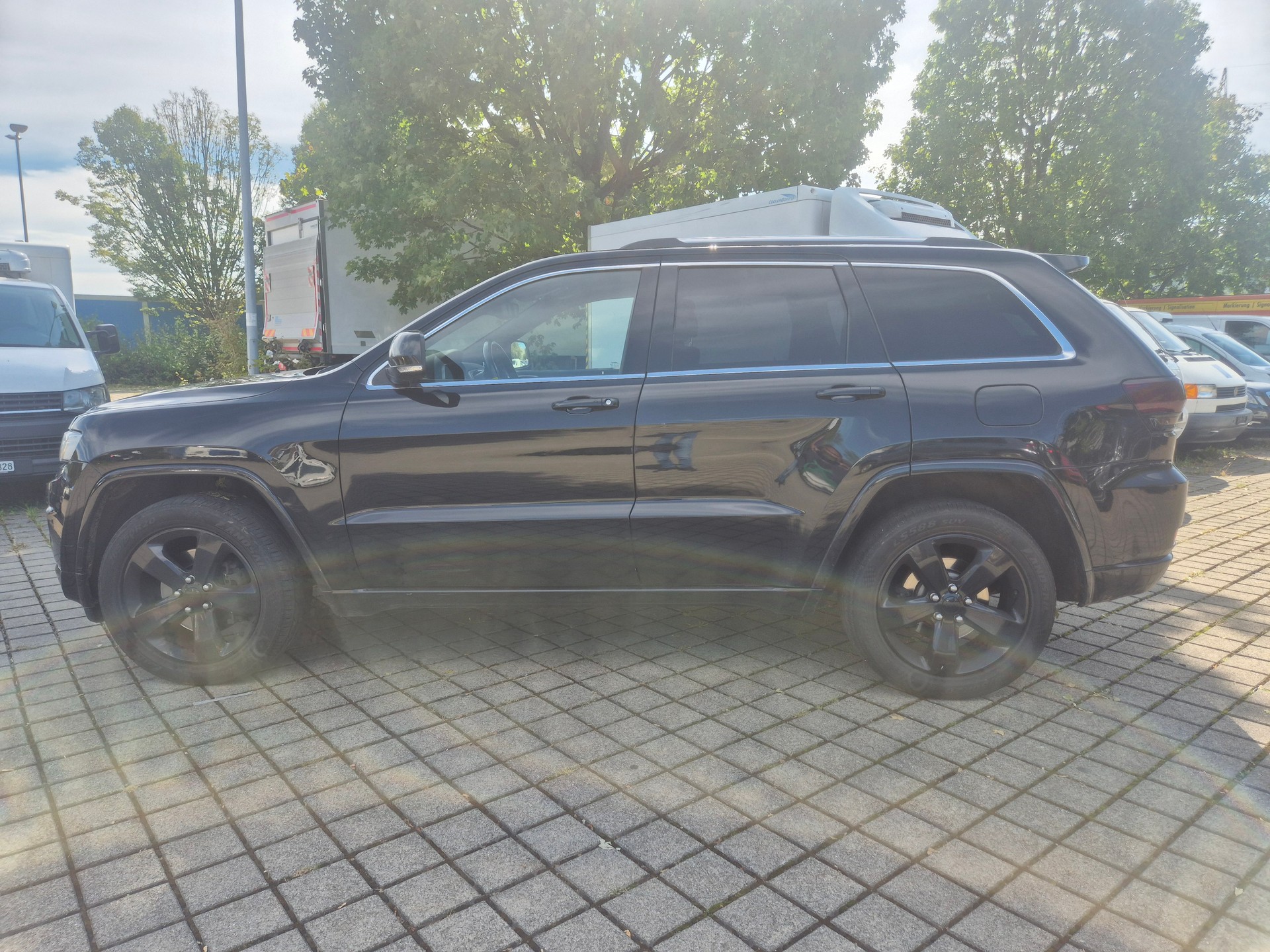 JEEP Grand Cherokee 3.0 CRD Overland Automatic-image-3
