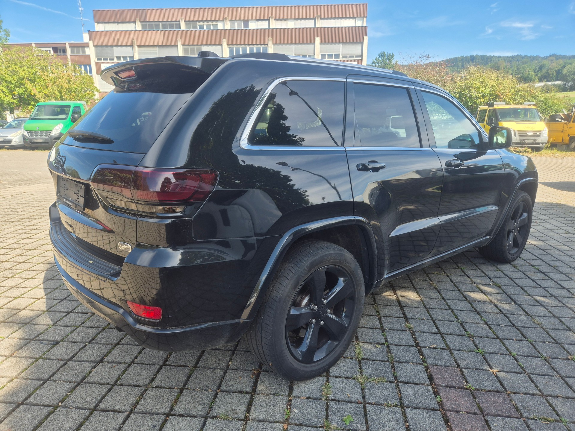 JEEP Grand Cherokee 3.0 CRD Overland Automatic-image-5