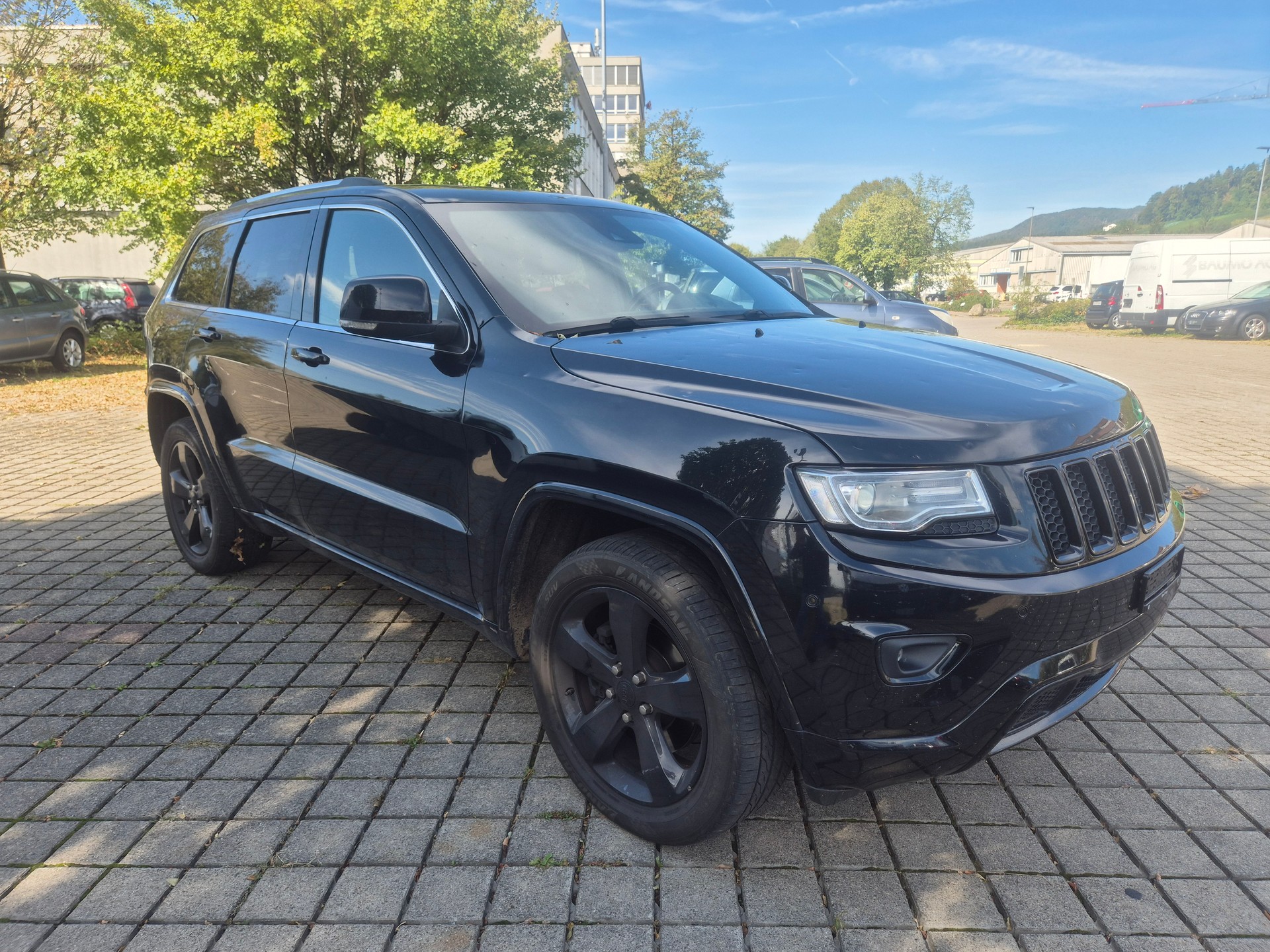 JEEP Grand Cherokee 3.0 CRD Overland Automatic-image-2
