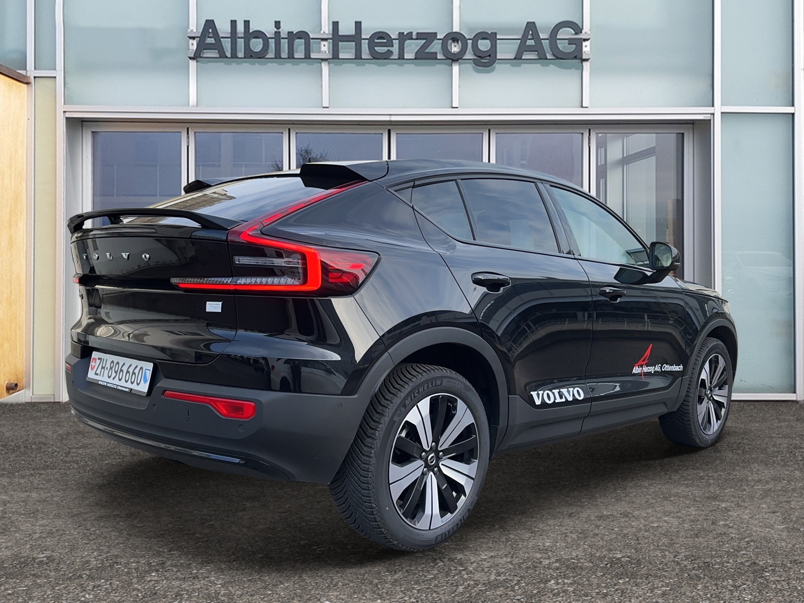 VOLVO C40 P8 Twin Recharge Ultimate AWD-showroom-element-3