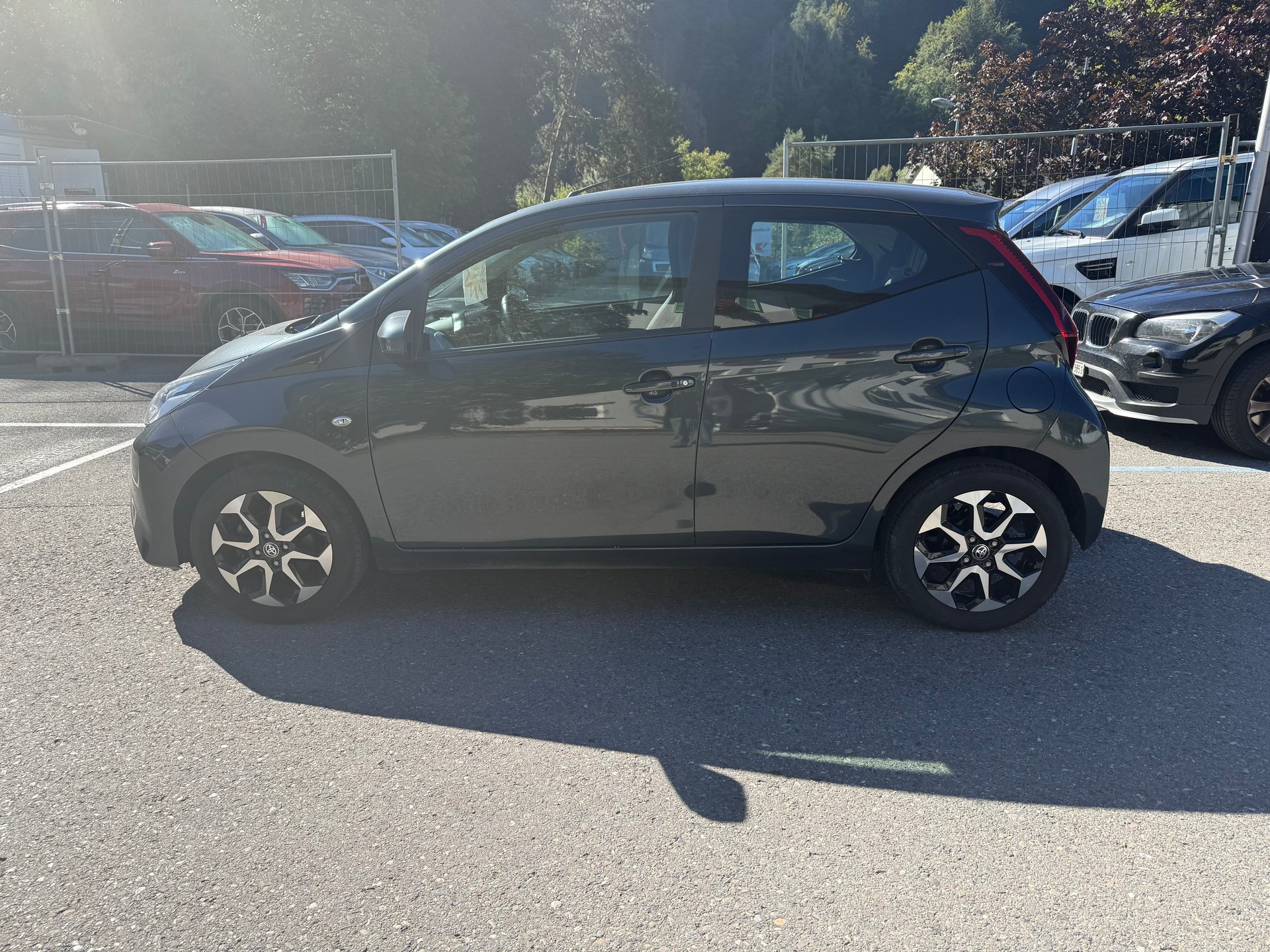 TOYOTA Aygo 1.0 VVT-i x-play X-shift-image-2