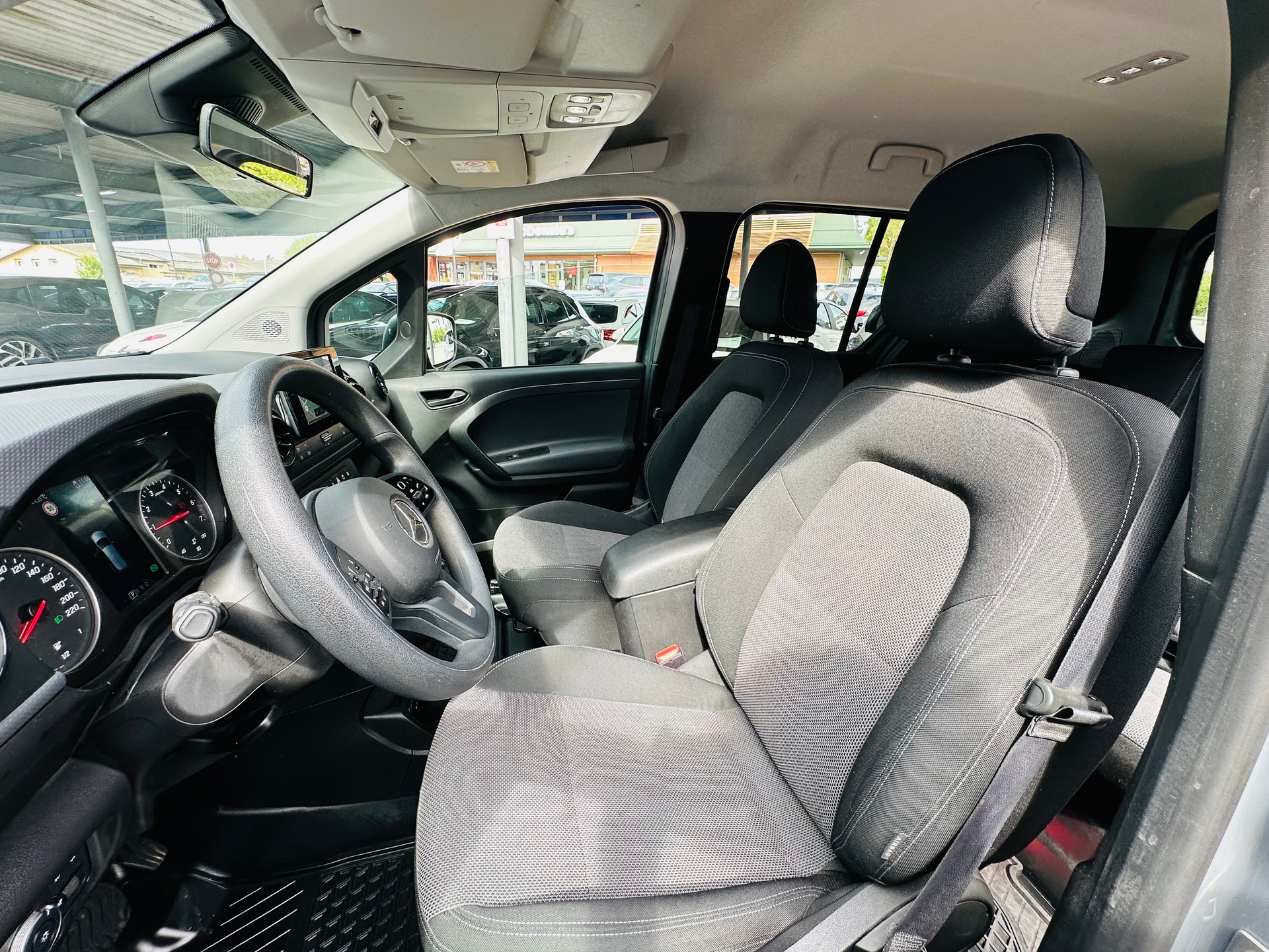 MERCEDES-BENZ Citan 113 Pro-image-14