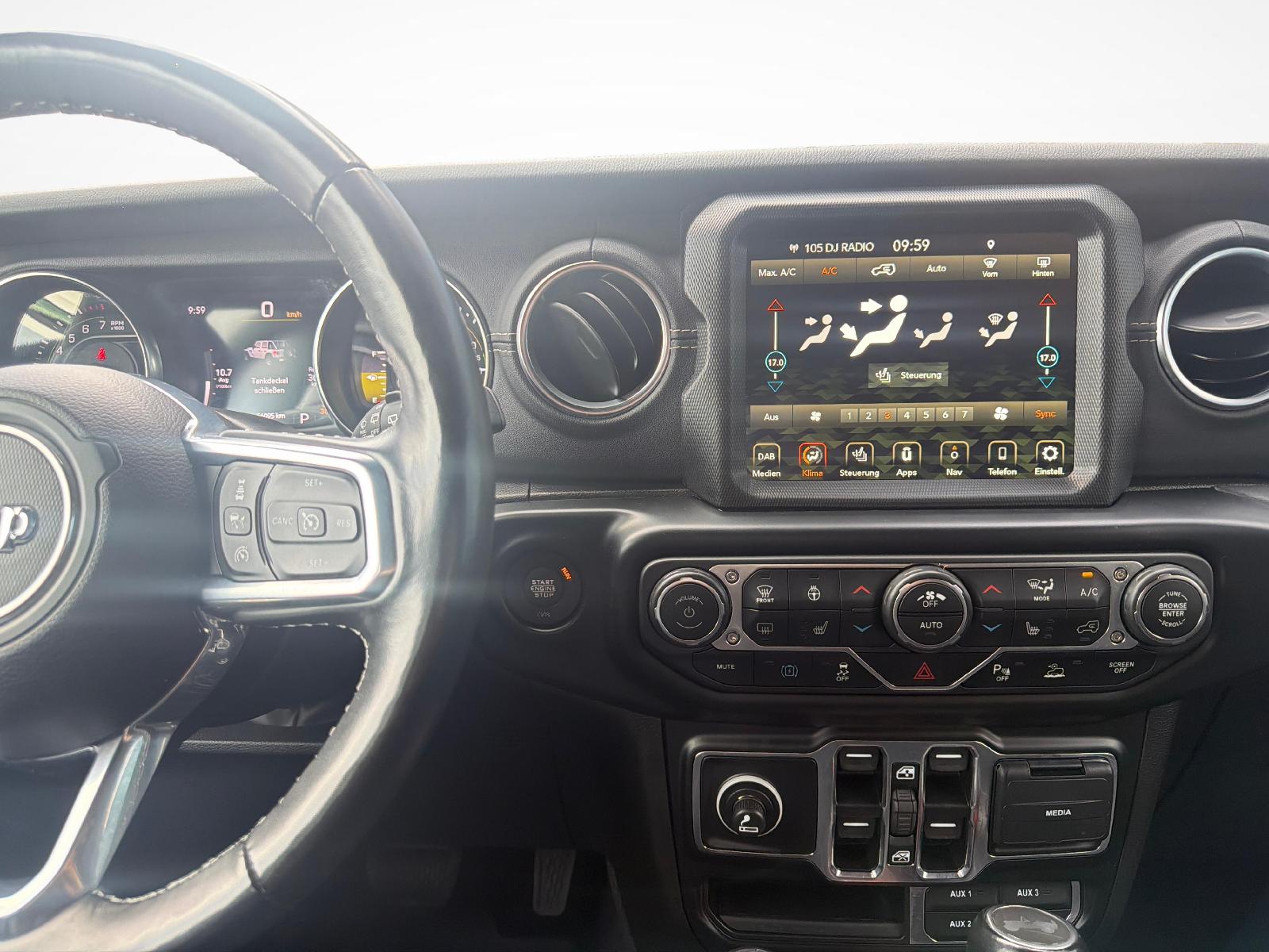 JEEP Wrangler 2.0 Turbo Sahara Unlimited 4xe-image-15