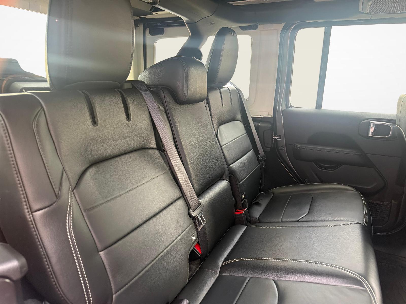 JEEP Wrangler 2.0 Turbo Sahara Unlimited 4xe-image-10
