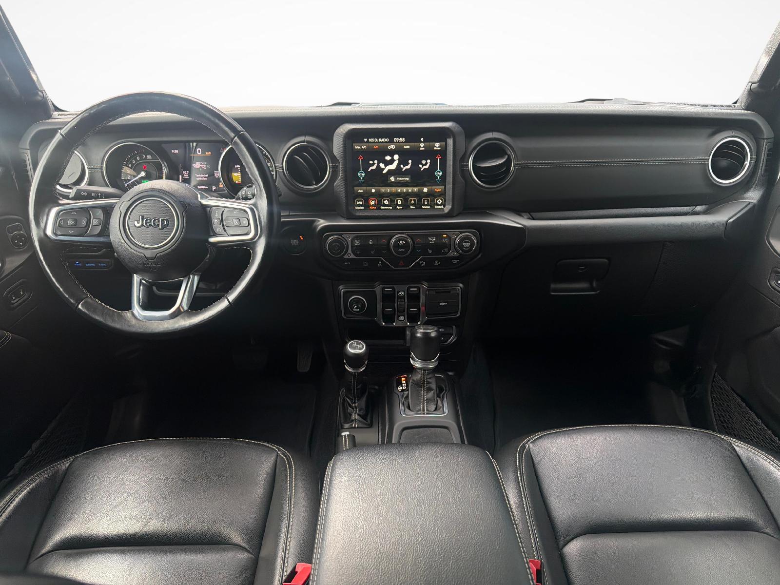 JEEP Wrangler 2.0 Turbo Sahara Unlimited 4xe-image-8
