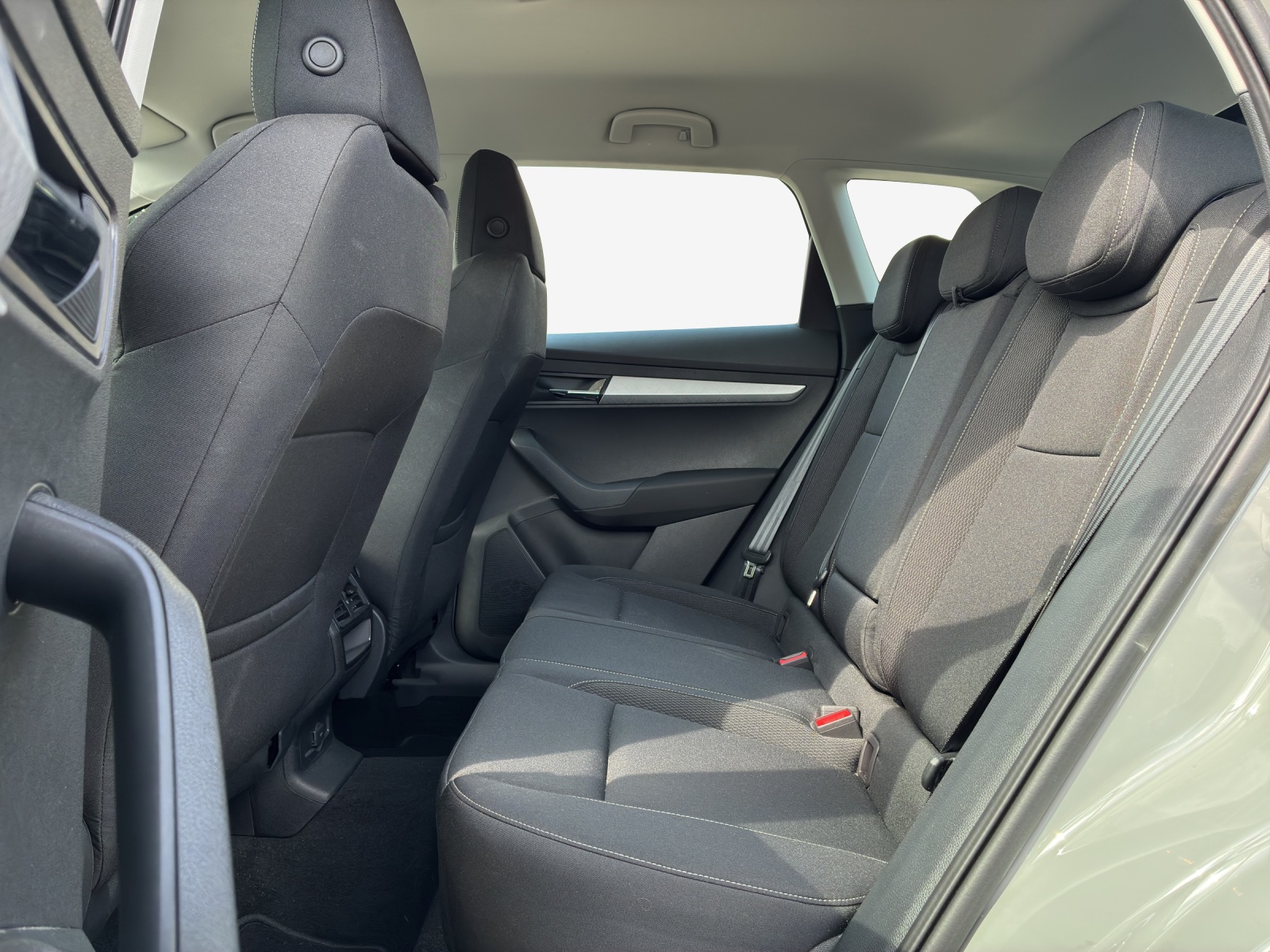 SKODA Karoq 1.5 TSI Selection-image-11
