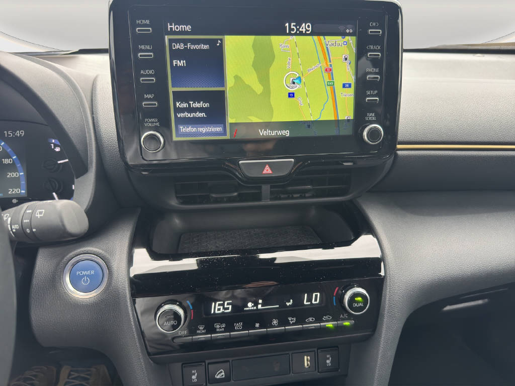 TOYOTA Yaris Cross 1.5 VVT-i HSD Adventure AWD-i-image-9