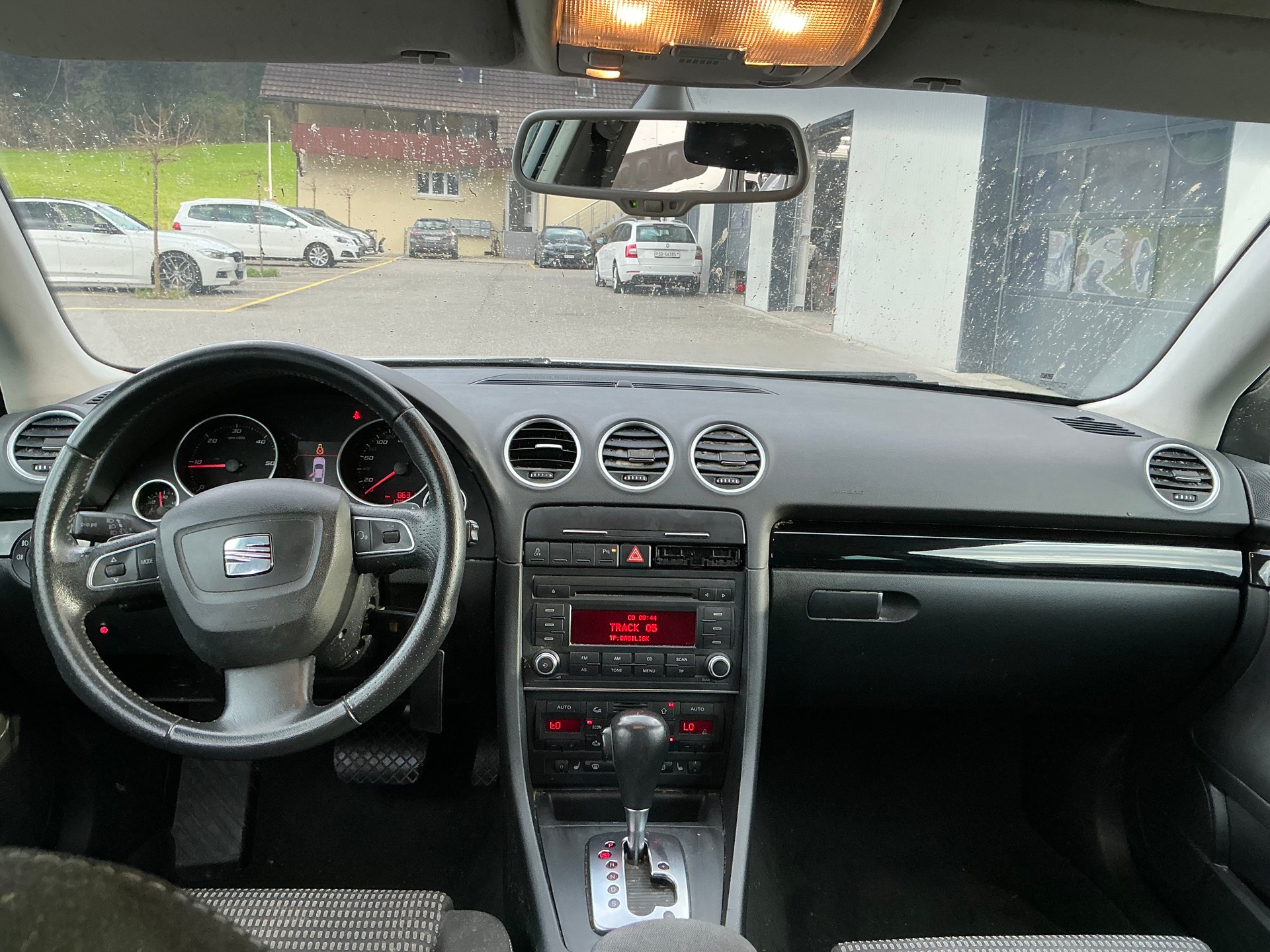 SEAT Exeo ST 2.0 TDI Reference multitronic-image-9