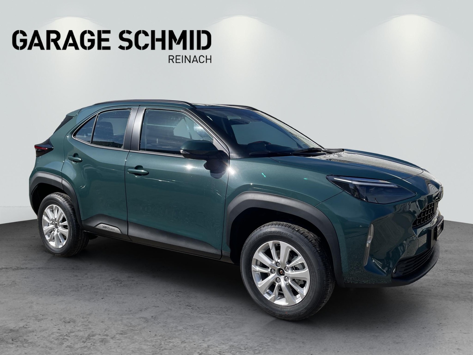 TOYOTA Yaris Cross 1.5 VVT-i HSD Comfort AWD-i-image-8