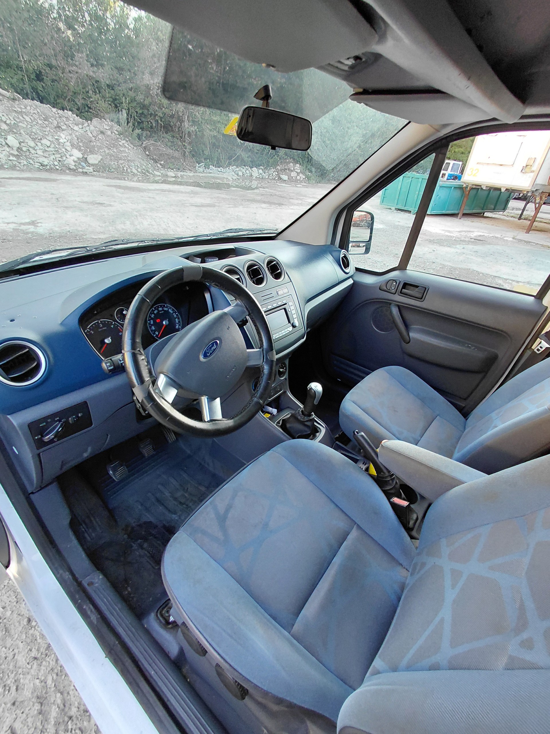 FORD Transit Connect Van T230 1.8 TDCi L Trend-image-9