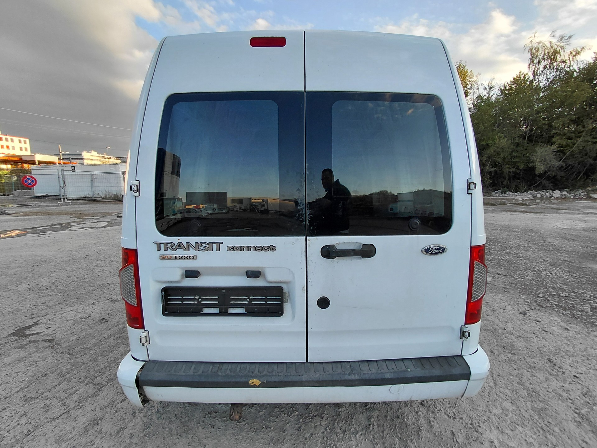 FORD Transit Connect Van T230 1.8 TDCi L Trend-image-7