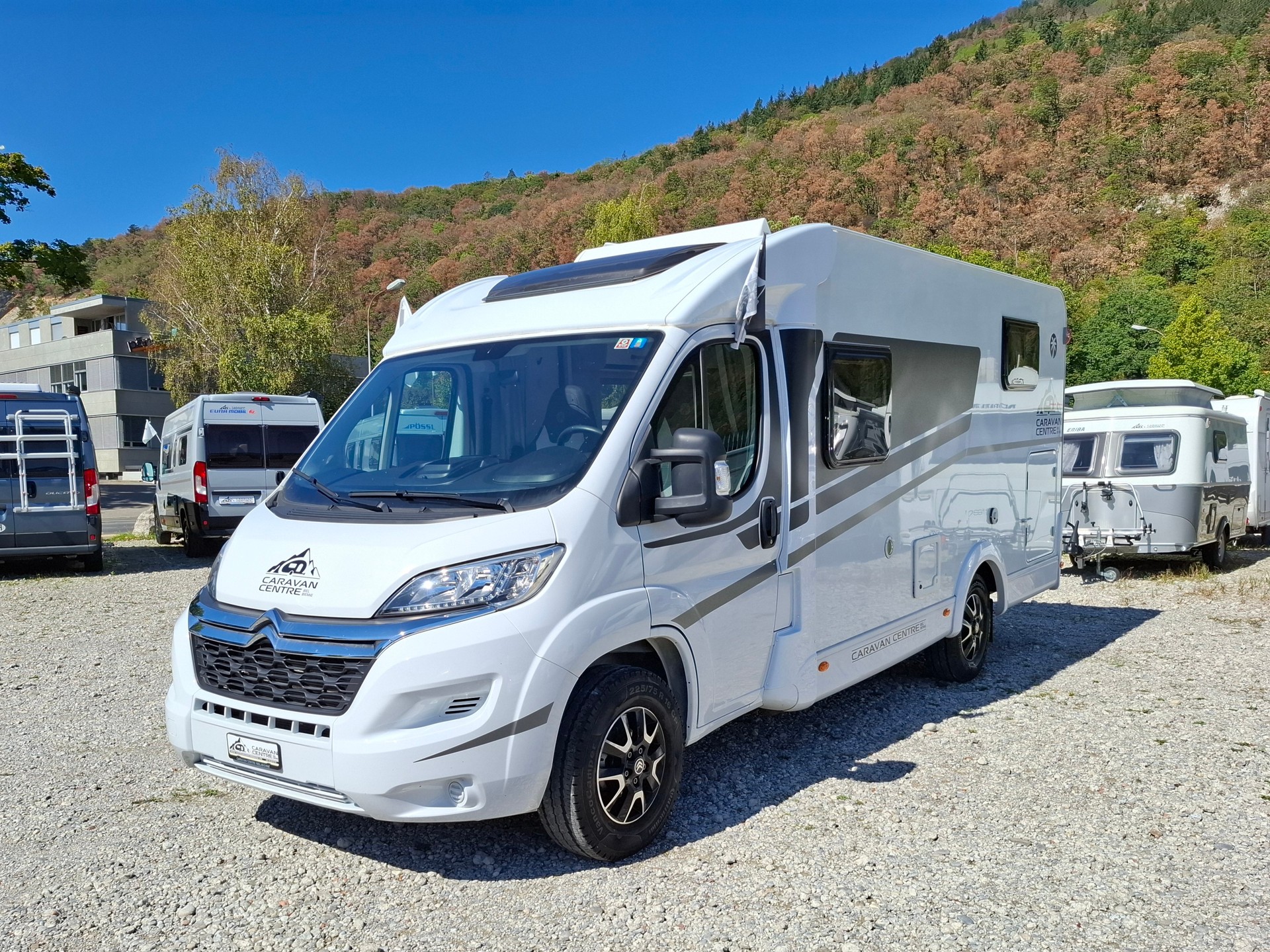 SUNLIGHT V66 Adventure - Einzelbett, Solar, Lithium, Dachventilator-image-6