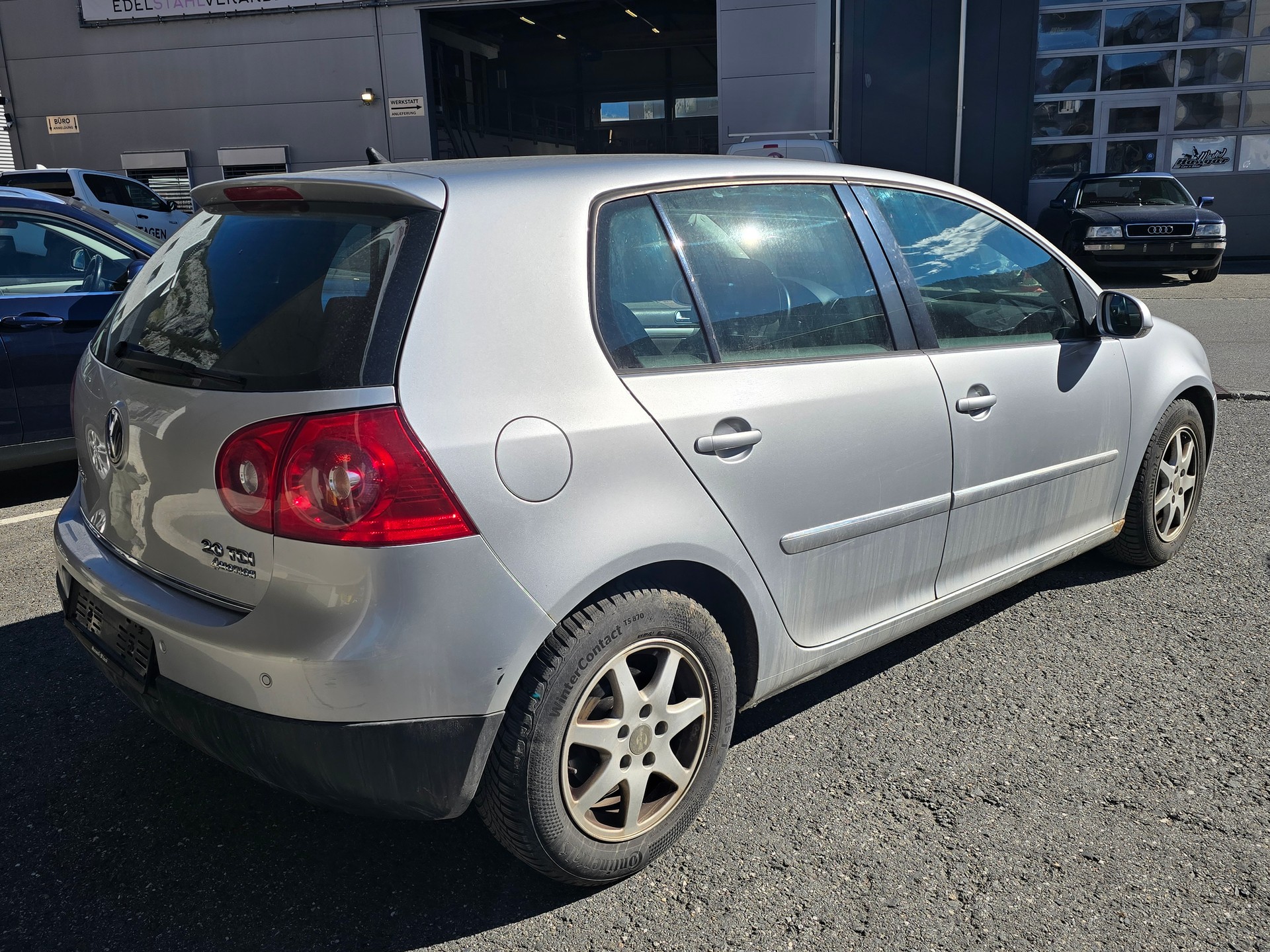 VW Golf 2.0 TDI Comfortline 4Motion-image-3