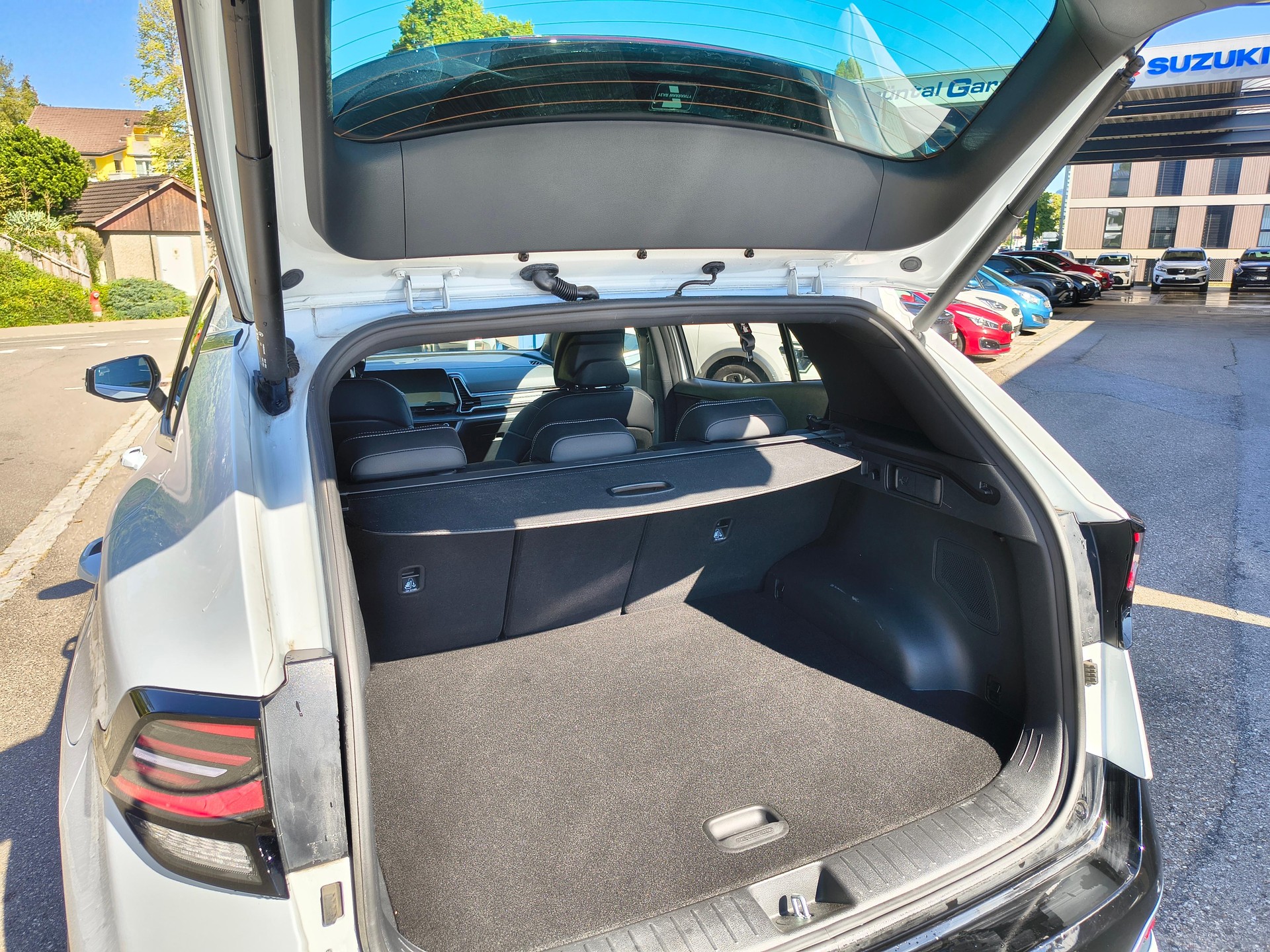 KIA Sportage 1.6 T-GDi PHEV GT-Line-image-9