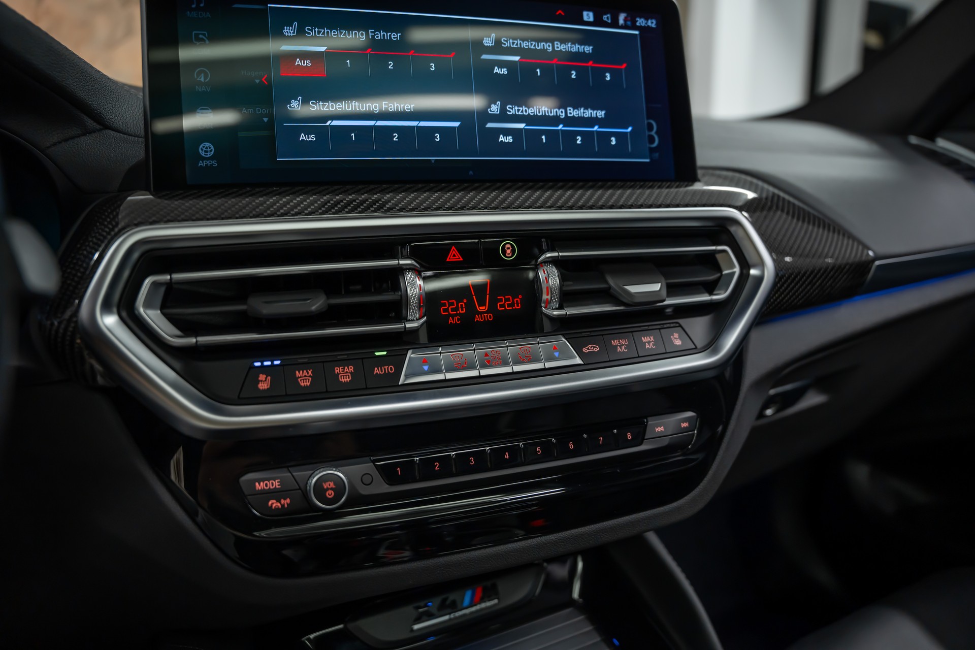 BMW X4M xDrive M Competition Steptronic *Facelift*M-Performance*Carbon*Panorama*-image-27