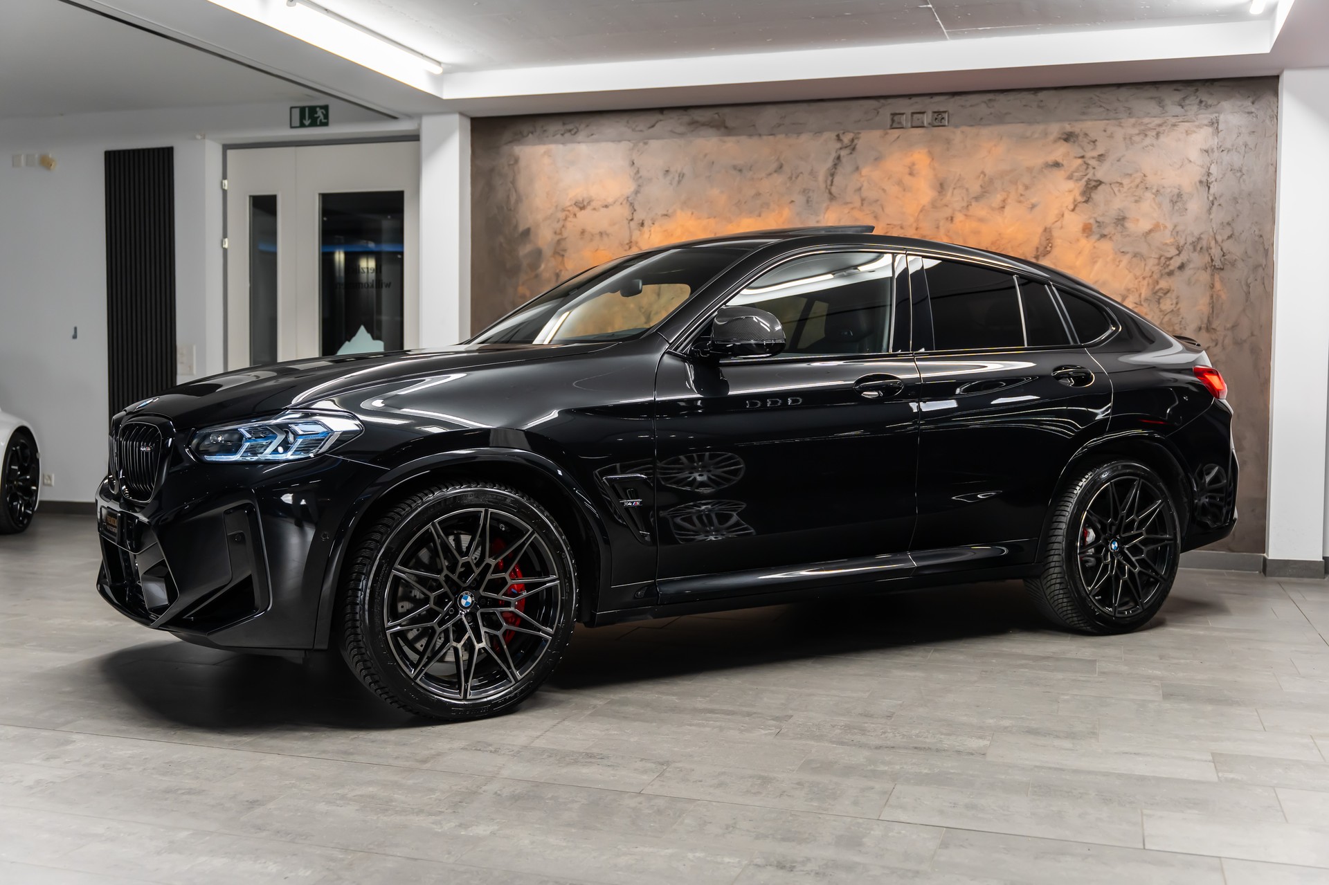 BMW X4M xDrive M Competition Steptronic *Facelift*M-Performance*Carbon*Panorama*-image-2