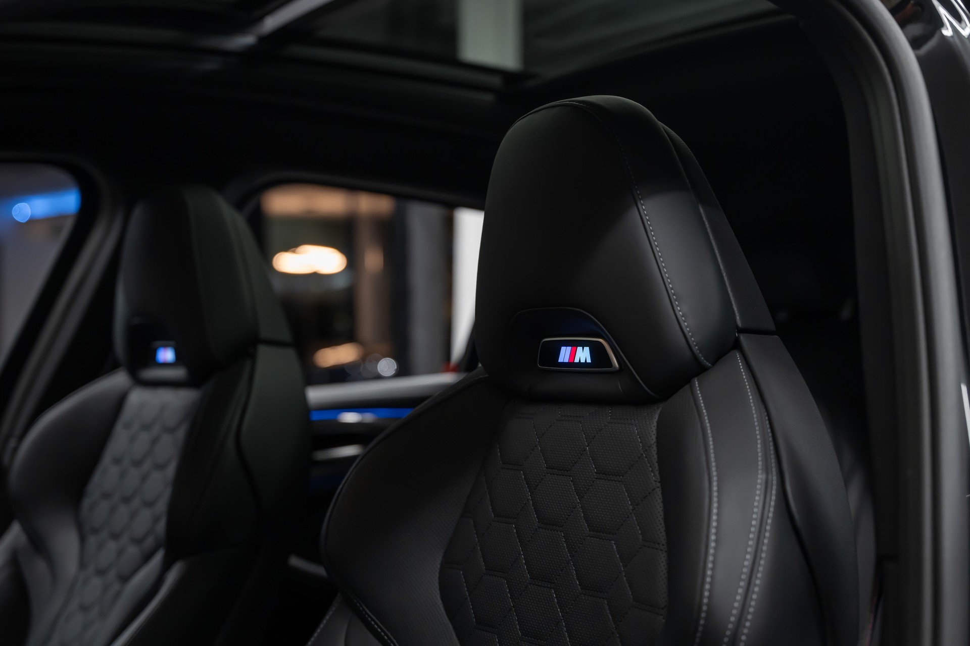 BMW X4M xDrive M Competition Steptronic *Facelift*M-Performance*Carbon*Panorama*-image-15