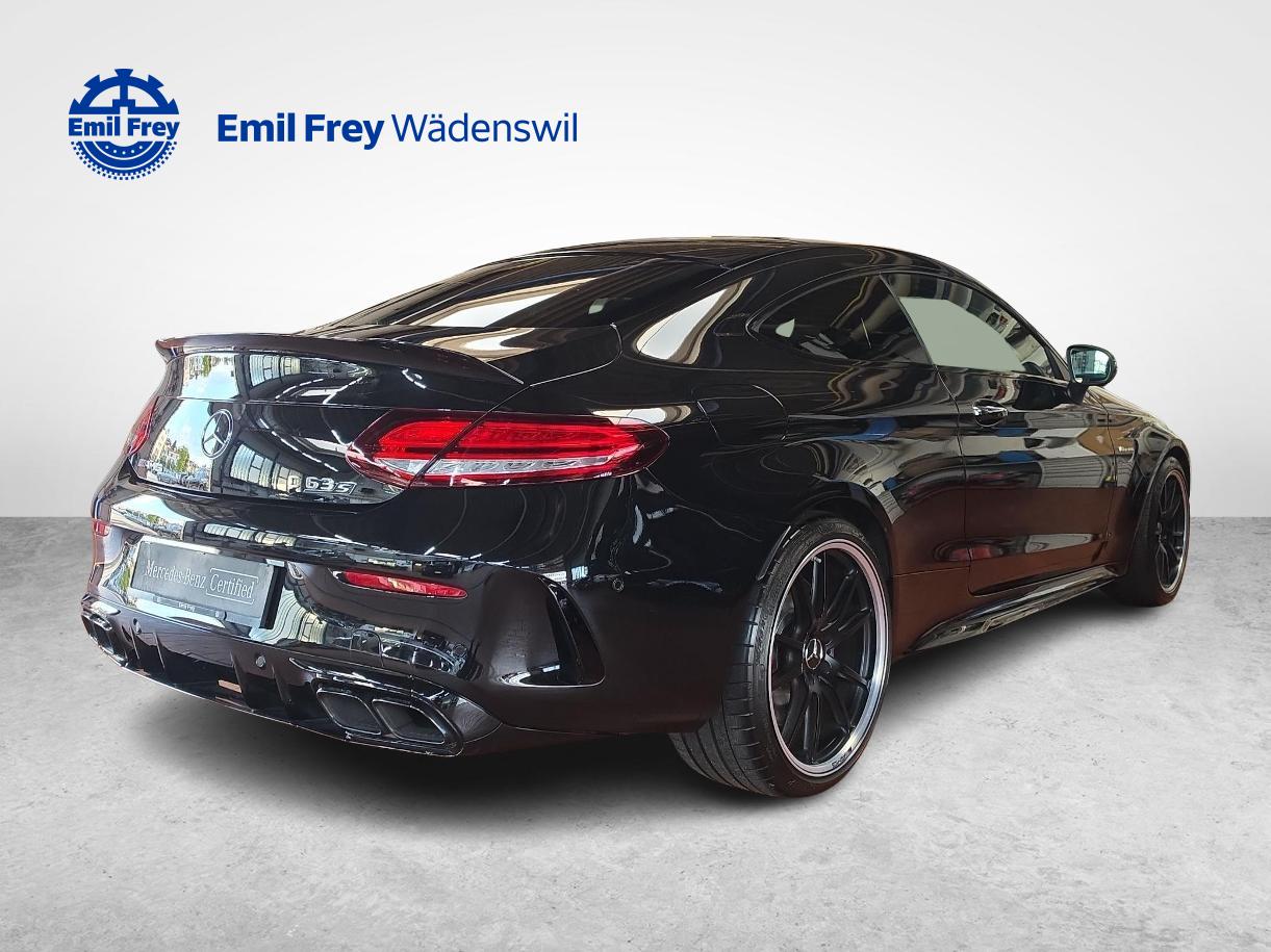 MERCEDES-BENZ C 63 S AMG Coupé-image-4