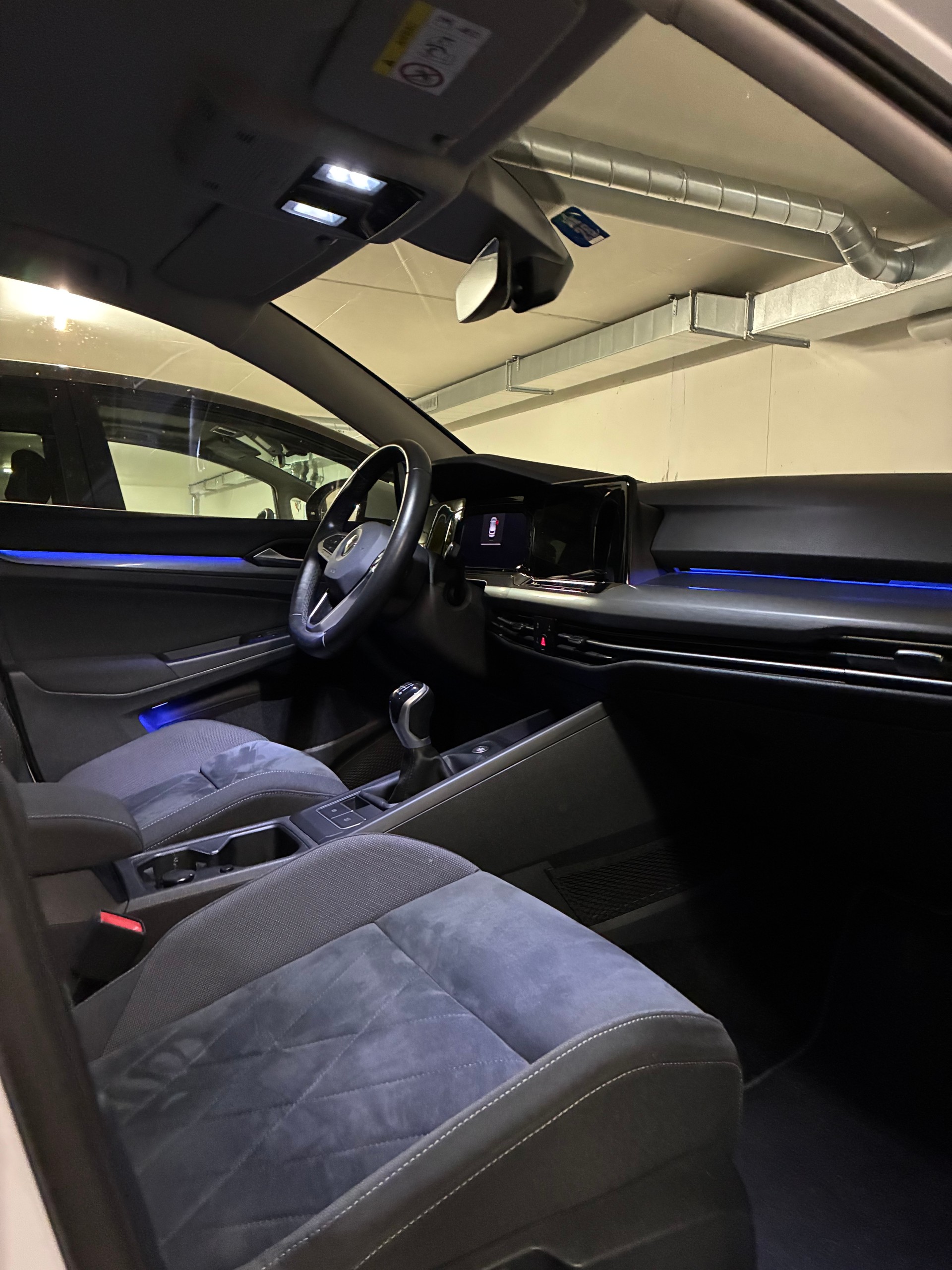 VW Golf 1.5 TSI Style-image-5