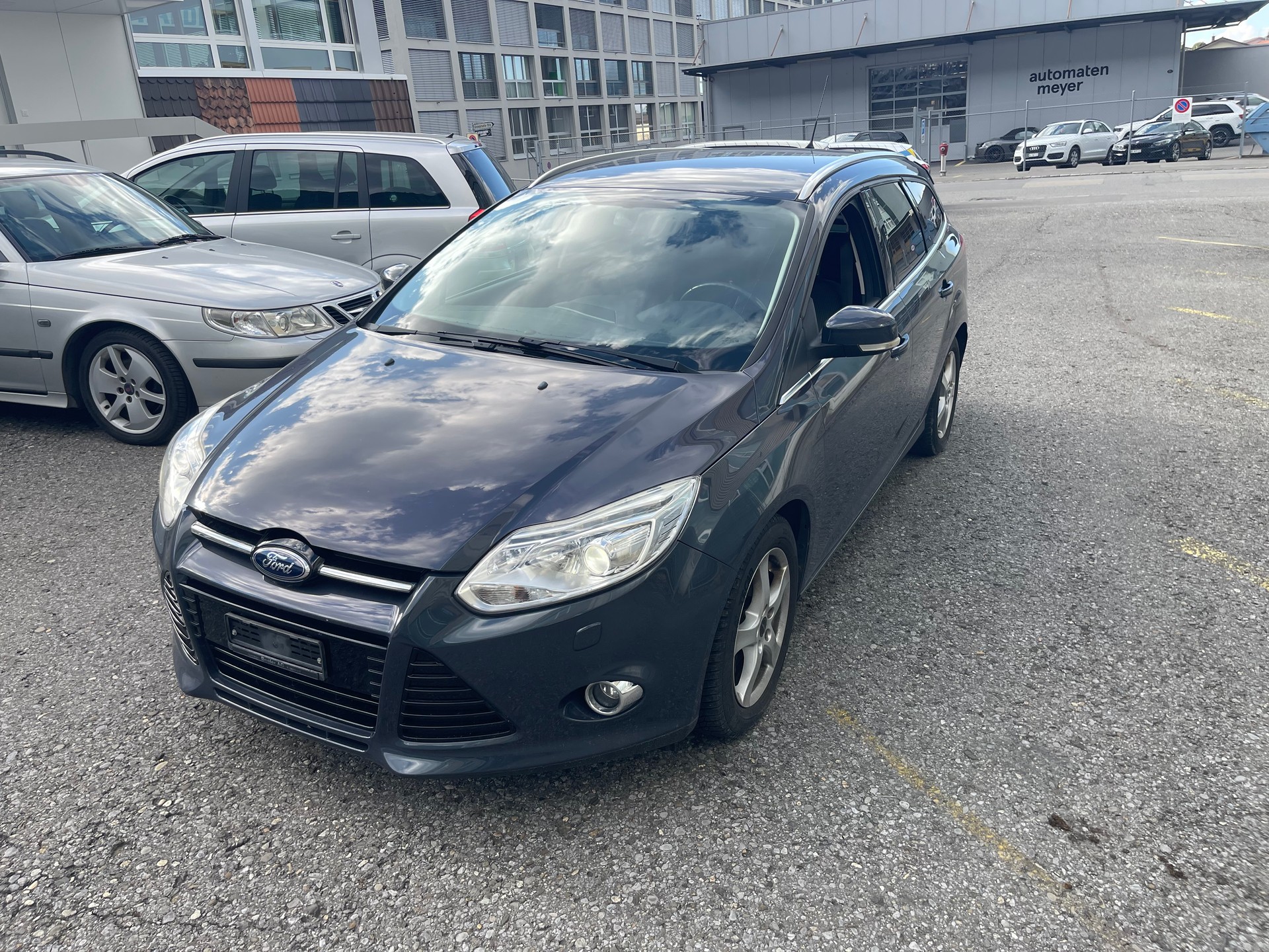 FORD Focus 1.0 SCTi Titanium-image-2
