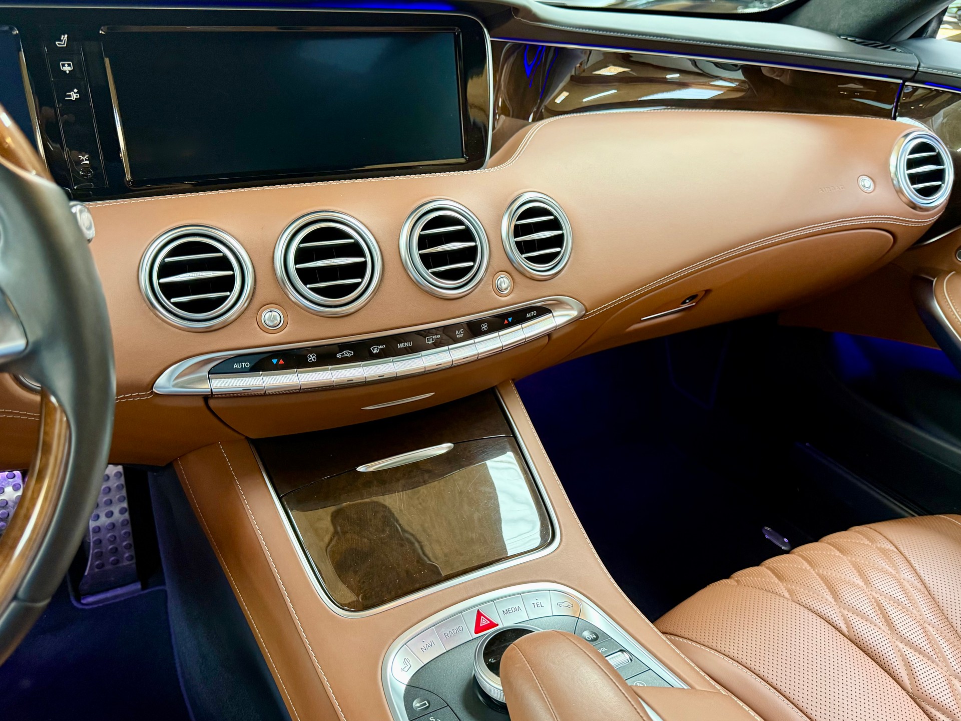 MERCEDES-BENZ S 500 Coupé 4Matic 7G-Tronic-image-13