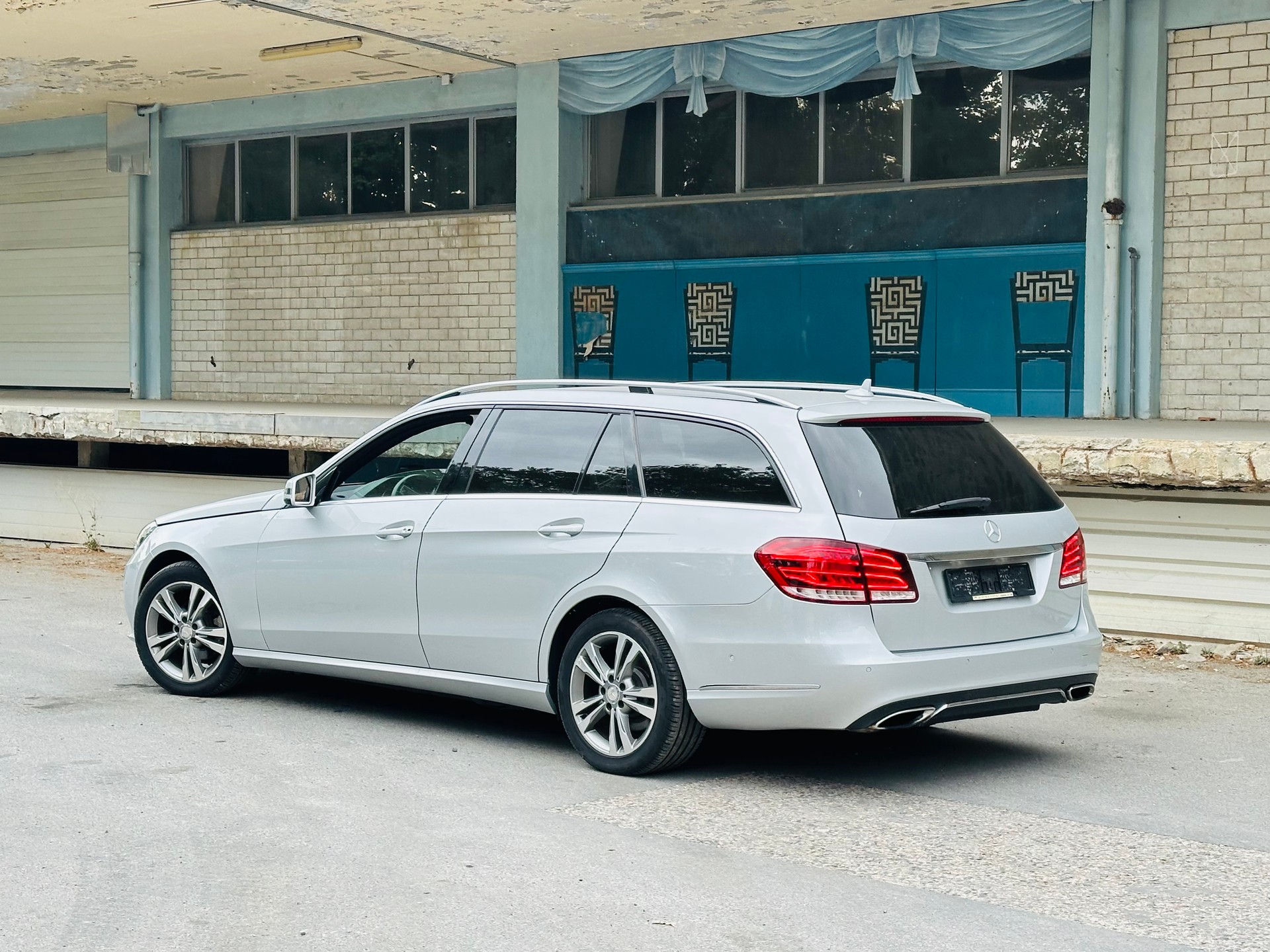 MERCEDES-BENZ E 220 CDI 7G-Tronic-image-8